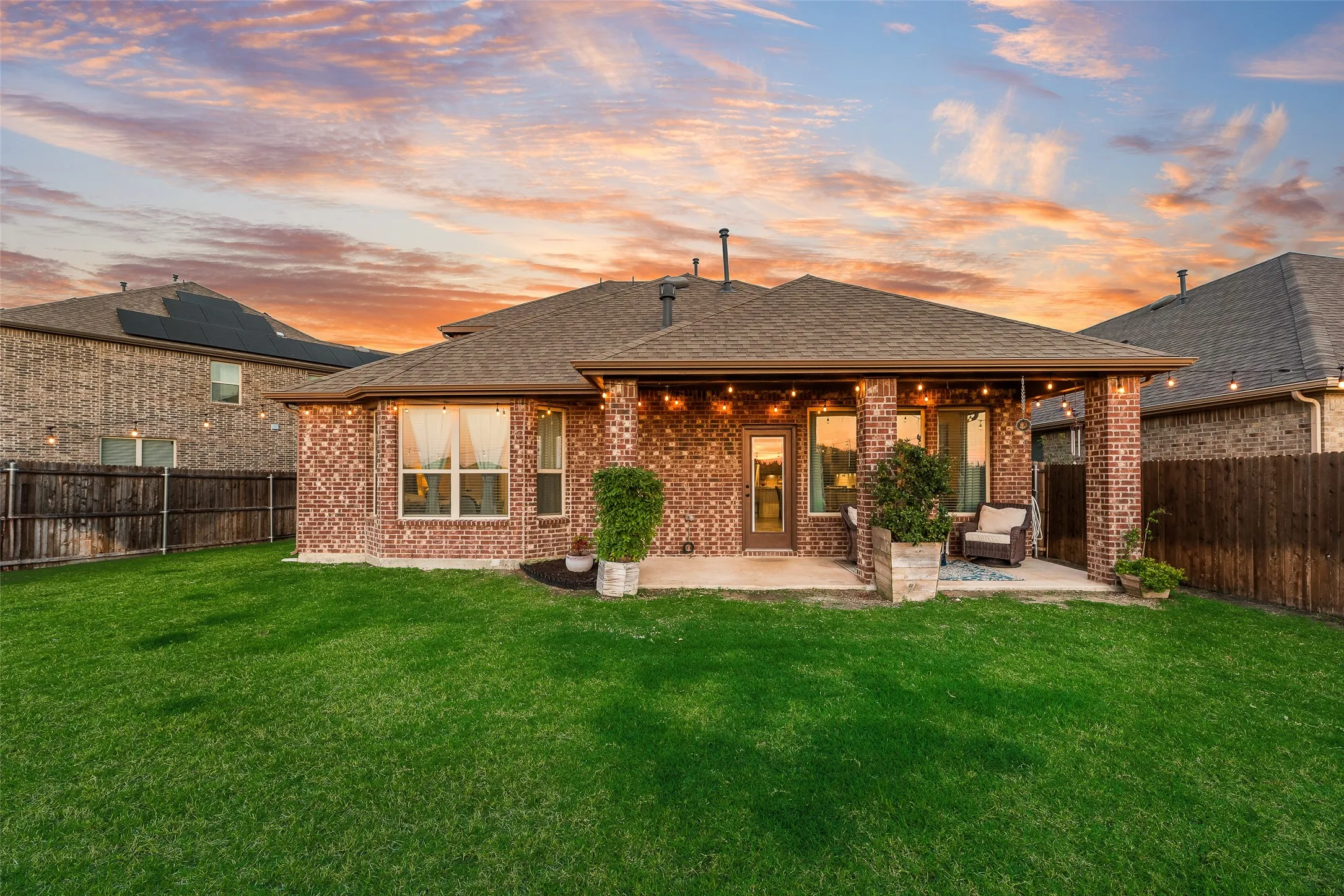 Single Family Residence For Sale in Kaufman County , 1079 Sublime Drive, Heath, Texas 75126, 4 Bedroom, 4 Bathroom, 2 Garage spaces, 3,203 Sqft, built in 2020, Price $449,989, mls#21276995, Real Estate Agent in Heath, Homes For Sale in Kaufman county, Homes For Sale in Heath, Realtor in Heath Texas, Real Estate Brokerage Independent Realty Texas, Luminita Cordes Realtor