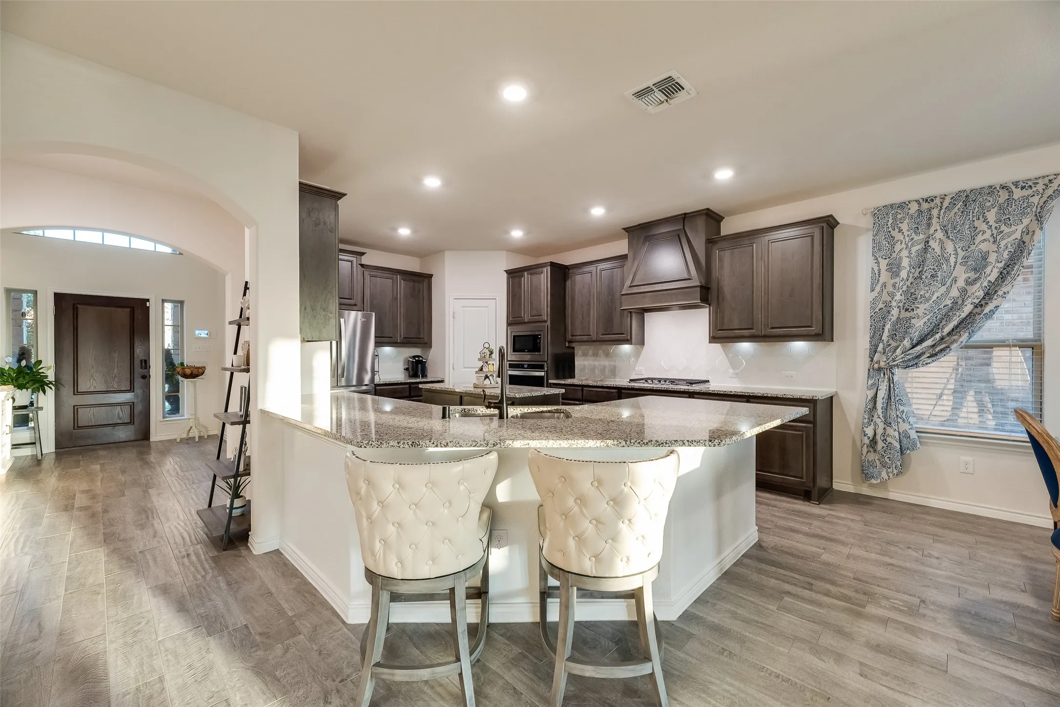 Single Family Residence For Sale in Kaufman County , 1079 Sublime Drive, Heath, Texas 75126, 4 Bedroom, 4 Bathroom, 2 Garage spaces, 3,203 Sqft, built in 2020, Price $449,989, mls#21276995, Real Estate Agent in Heath, Homes For Sale in Kaufman county, Homes For Sale in Heath, Realtor in Heath Texas, Real Estate Brokerage Independent Realty Texas, Luminita Cordes Realtor