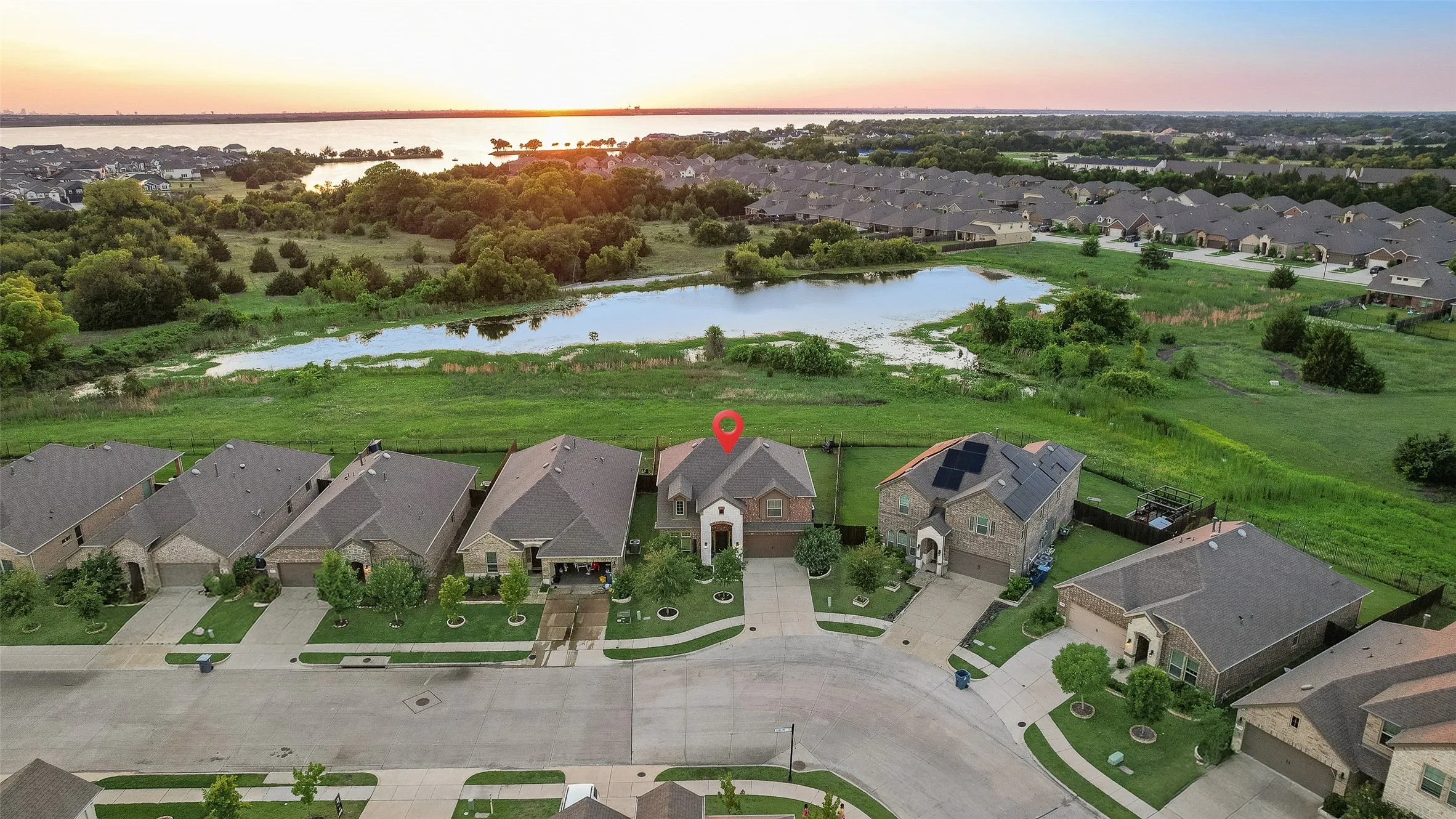 Single Family Residence For Sale in Kaufman County , 1079 Sublime Drive, Heath, Texas 75126, 4 Bedroom, 4 Bathroom, 2 Garage spaces, 3,203 Sqft, built in 2020, Price $449,989, mls#21276995, Real Estate Agent in Heath, Homes For Sale in Kaufman county, Homes For Sale in Heath, Realtor in Heath Texas, Real Estate Brokerage Independent Realty Texas, Luminita Cordes Realtor