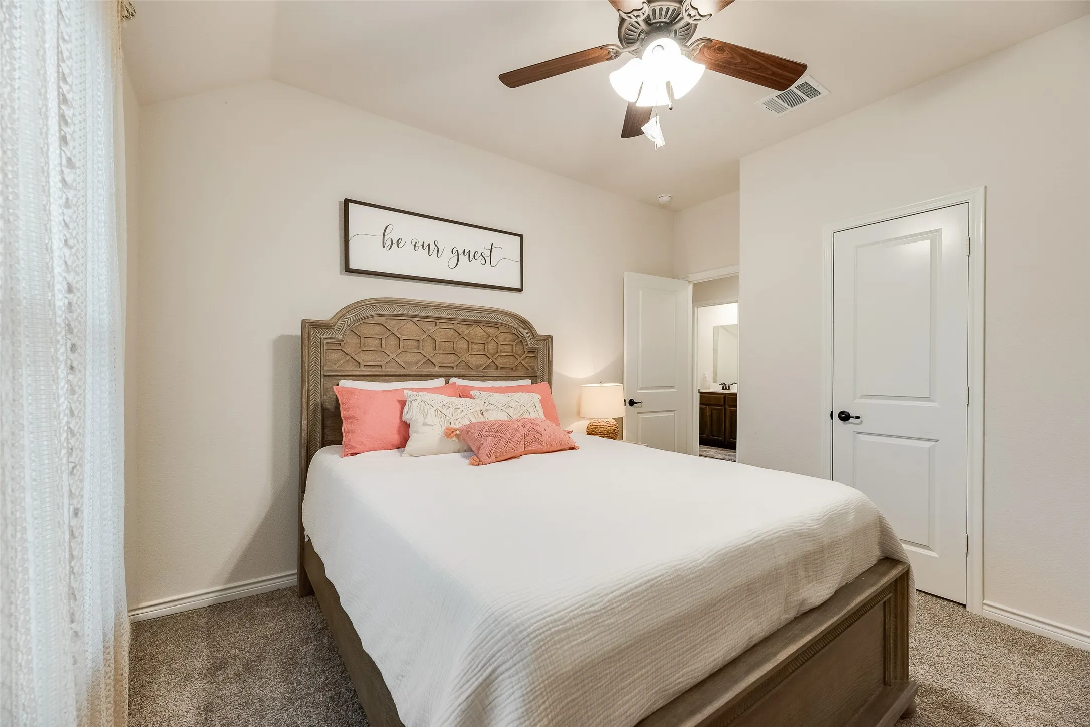 Single Family Residence For Sale in Kaufman County , 1079 Sublime Drive, Heath, Texas 75126, 4 Bedroom, 4 Bathroom, 2 Garage spaces, 3,203 Sqft, built in 2020, Price $449,989, mls#21276995, Real Estate Agent in Heath, Homes For Sale in Kaufman county, Homes For Sale in Heath, Realtor in Heath Texas, Real Estate Brokerage Independent Realty Texas, Luminita Cordes Realtor