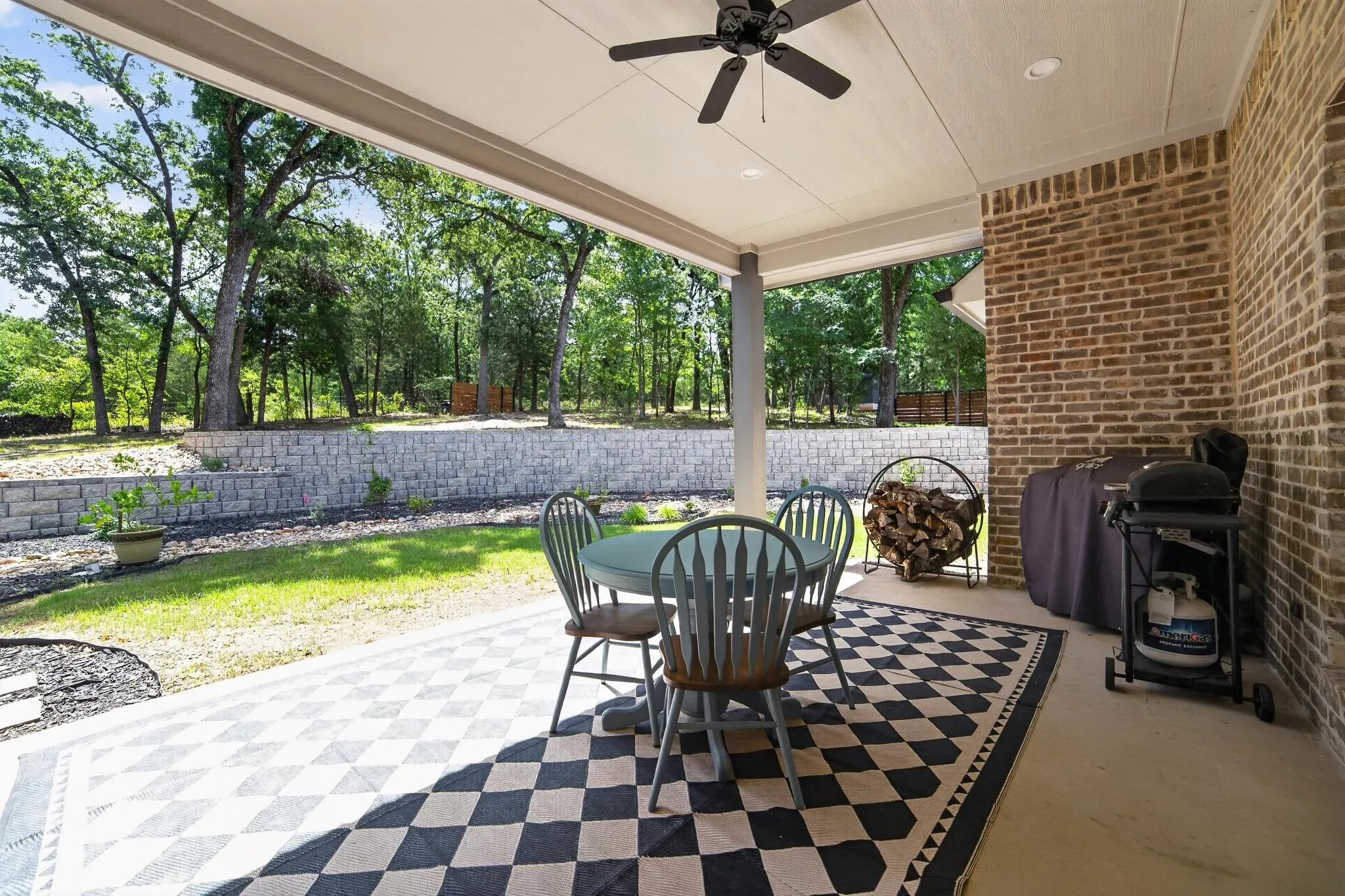 Single Family Residence For Sale in Kaufman County , 125 Oakbend Trail, Mabank, Texas 75147, 4 Bedroom, 3 Bathroom, 3 Garage spaces, 2,857 Sqft, built in 2022, mls#21307355, Real Estate Agent in Mabank, Homes For Sale in Kaufman county, Homes For Sale in Mabank, Realtor in Mabank Texas, Real Estate Brokerage Independent Realty Texas, Luminita Cordes Realtor
