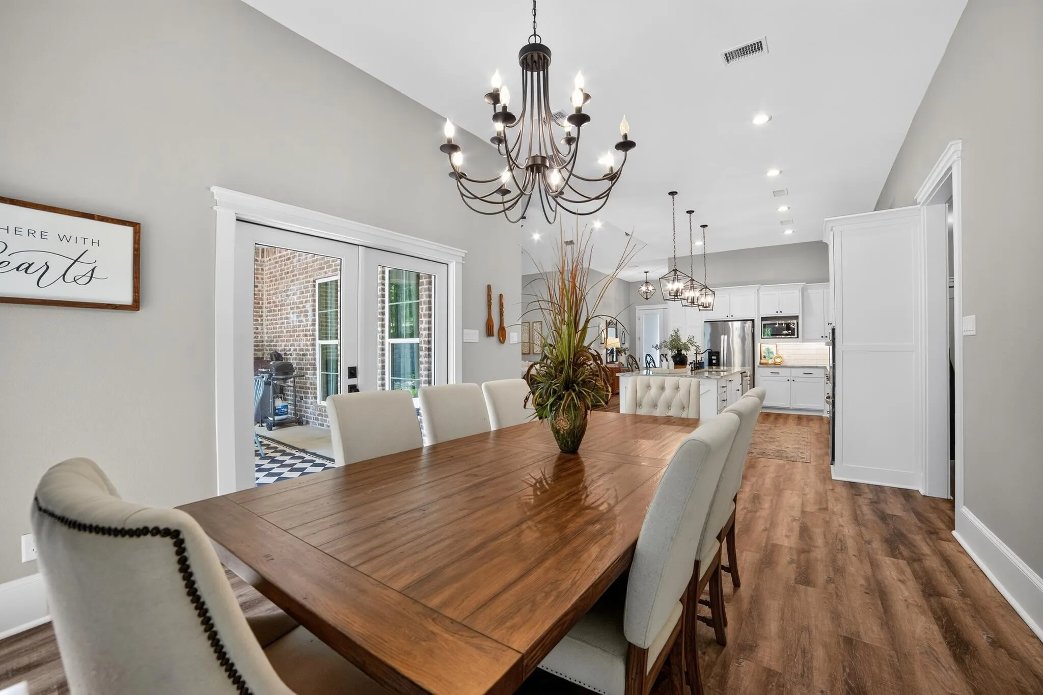 Single Family Residence For Sale in Kaufman County , 125 Oakbend Trail, Mabank, Texas 75147, 4 Bedroom, 3 Bathroom, 3 Garage spaces, 2,857 Sqft, built in 2022, mls#21307355, Real Estate Agent in Mabank, Homes For Sale in Kaufman county, Homes For Sale in Mabank, Realtor in Mabank Texas, Real Estate Brokerage Independent Realty Texas, Luminita Cordes Realtor