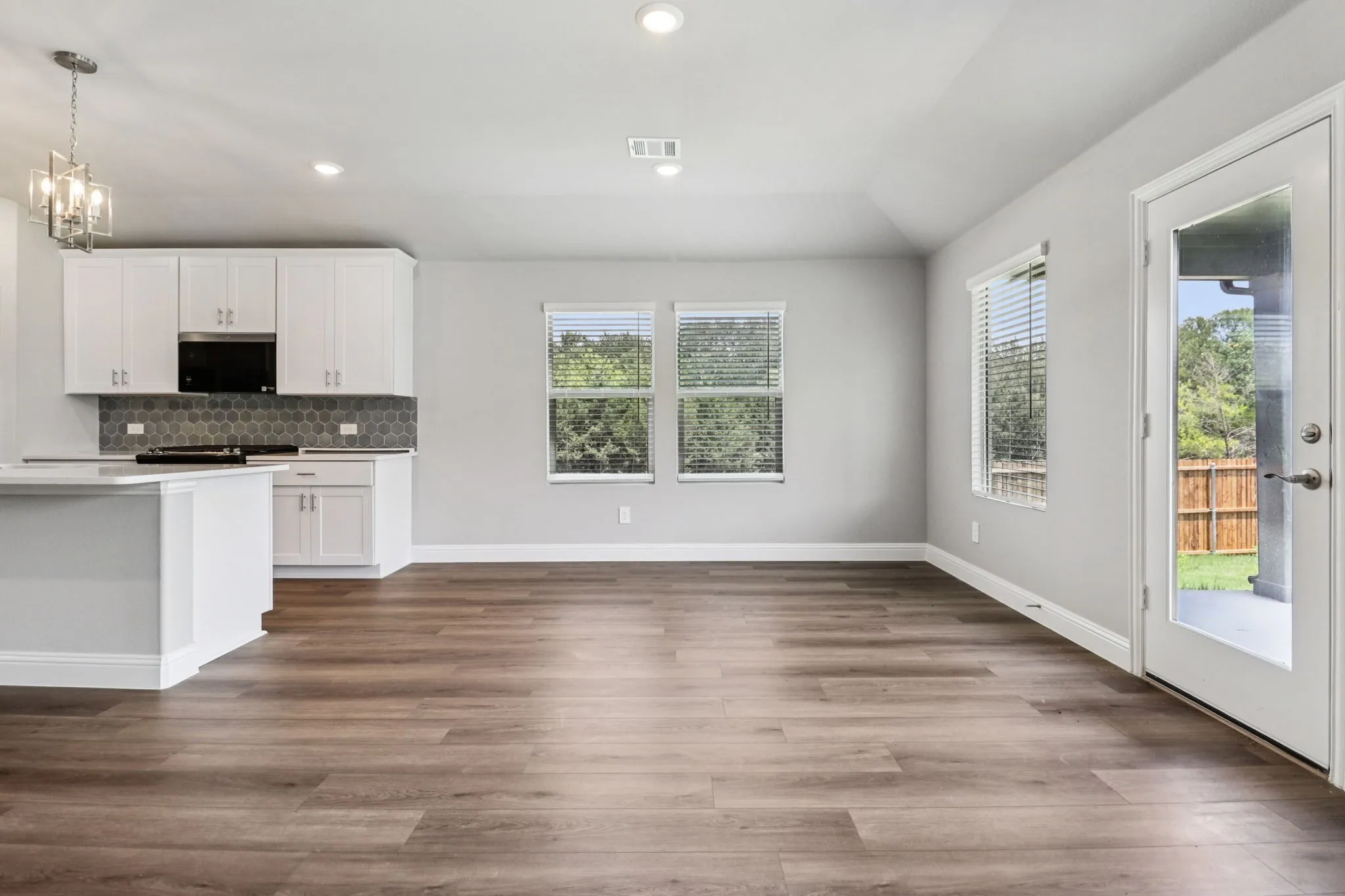 Photo is not of the actual home, but is an inspirational photo of builder’s model home and may depict options, furnishings, and/or decorator features that are not included.