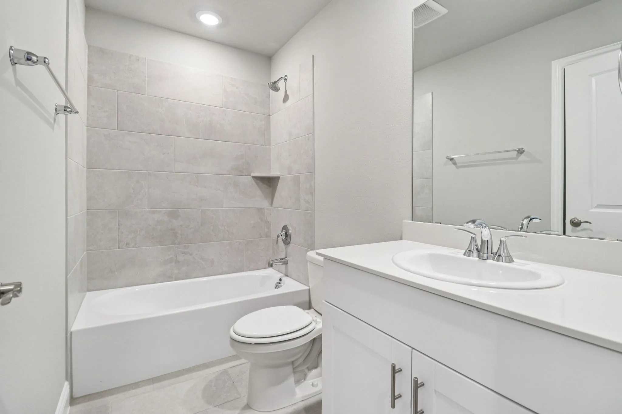 Photo is not of the actual home, but is an inspirational photo of builder’s model home and may depict options, furnishings, and/or decorator features that are not included.