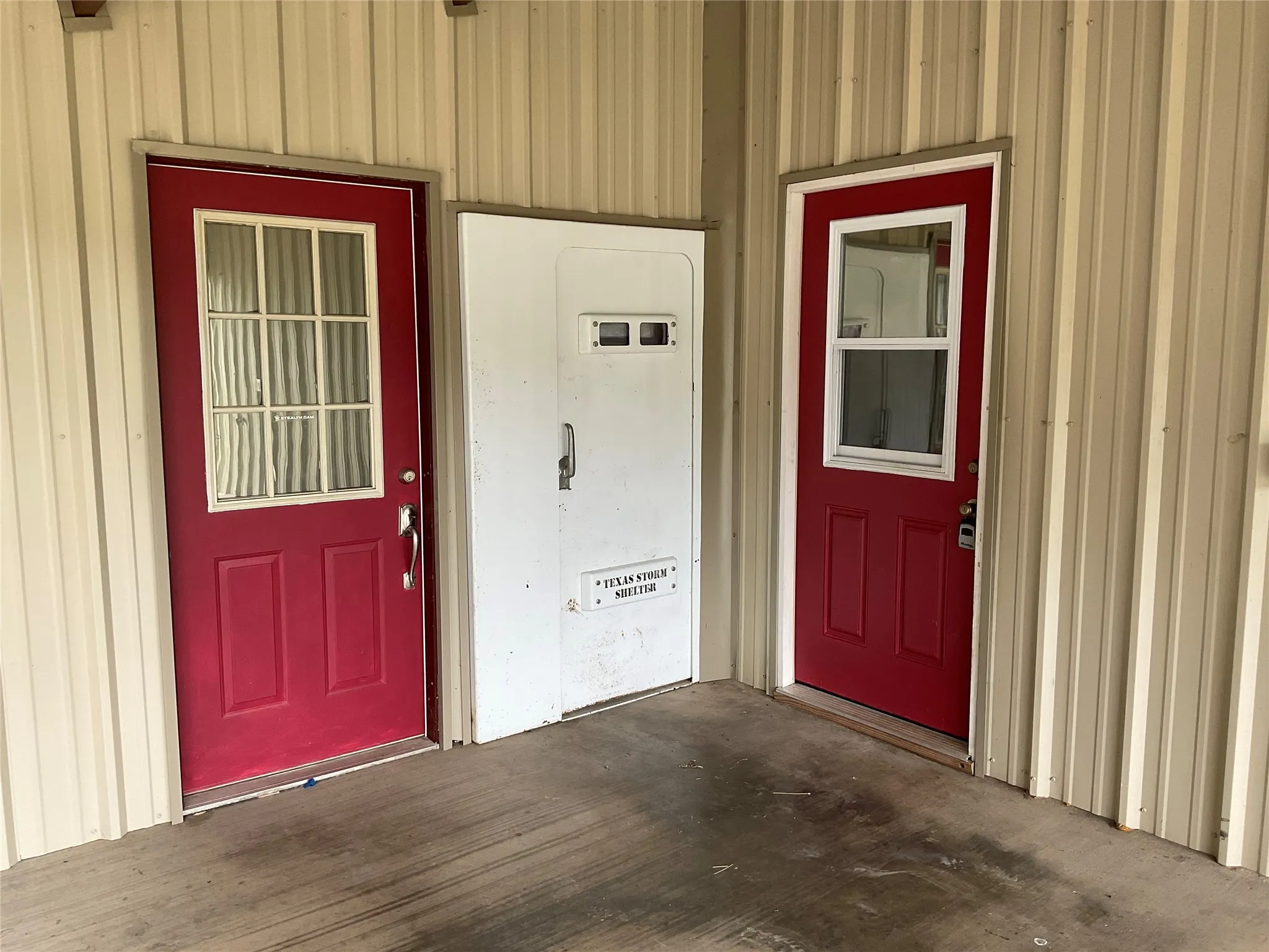 Single Family Residence For Sale in Bosque County , 392 County Road 1410, Morgan, Texas 76671, 2 Bedroom, 2 Bathroom, Garage spaces, 1,300 Sqft, built in 2013, mls#21302075, Real Estate Agent in Morgan, Homes For Sale in Bosque county, Homes For Sale in Morgan, Realtor in Morgan Texas, Real Estate Brokerage Independent Realty Texas, Luminita Cordes Realtor