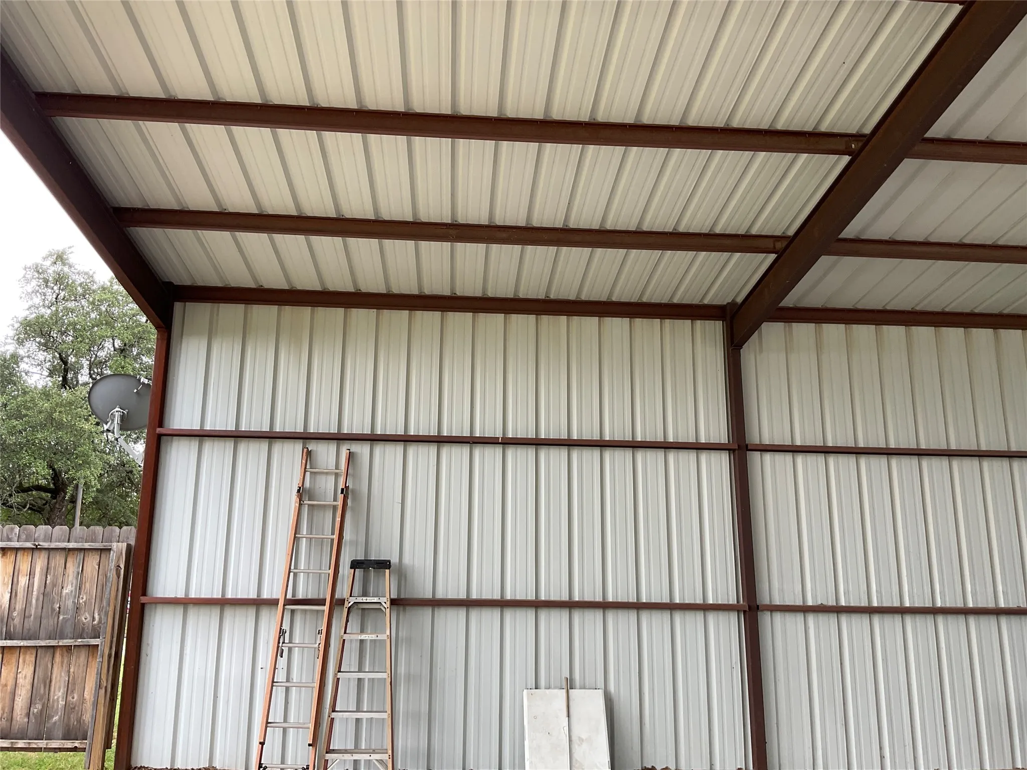 Single Family Residence For Sale in Bosque County , 392 County Road 1410, Morgan, Texas 76671, 2 Bedroom, 2 Bathroom, Garage spaces, 1,300 Sqft, built in 2013, mls#21302075, Real Estate Agent in Morgan, Homes For Sale in Bosque county, Homes For Sale in Morgan, Realtor in Morgan Texas, Real Estate Brokerage Independent Realty Texas, Luminita Cordes Realtor