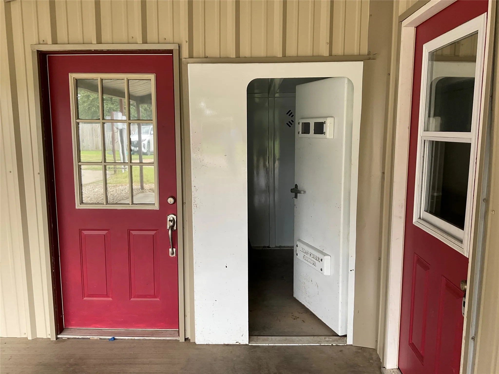 Single Family Residence For Sale in Bosque County , 392 County Road 1410, Morgan, Texas 76671, 2 Bedroom, 2 Bathroom, Garage spaces, 1,300 Sqft, built in 2013, mls#21302075, Real Estate Agent in Morgan, Homes For Sale in Bosque county, Homes For Sale in Morgan, Realtor in Morgan Texas, Real Estate Brokerage Independent Realty Texas, Luminita Cordes Realtor