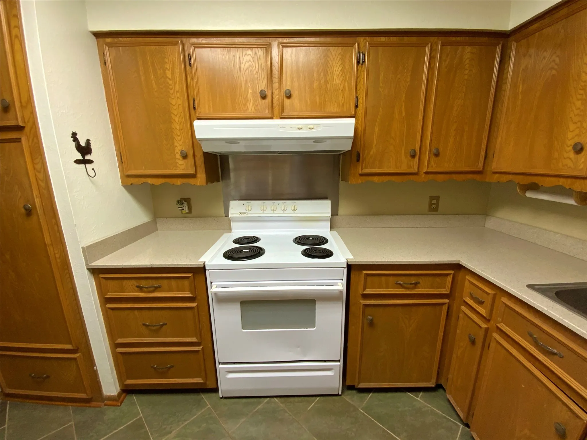 Farm For Sale in Limestone County , 2247 Lcr 654, Thornton, Texas 76687, 4 Bedroom, 2 Bathroom, Garage spaces, 2,702 Sqft, built in 1980, mls#21307378, Real Estate Agent in Thornton, Homes For Sale in Limestone county, Homes For Sale in Thornton, Realtor in Thornton Texas, Real Estate Brokerage Independent Realty Texas, Luminita Cordes Realtor