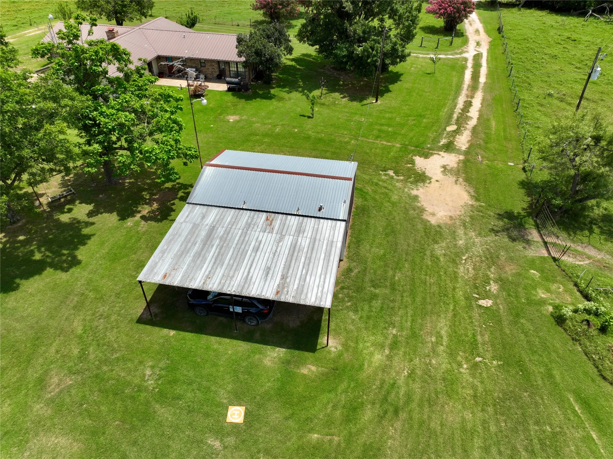 Farm For Sale in Limestone County , 2247 Lcr 654, Thornton, Texas 76687, 4 Bedroom, 2 Bathroom, Garage spaces, 2,702 Sqft, built in 1980, mls#21307378, Real Estate Agent in Thornton, Homes For Sale in Limestone county, Homes For Sale in Thornton, Realtor in Thornton Texas, Real Estate Brokerage Independent Realty Texas, Luminita Cordes Realtor