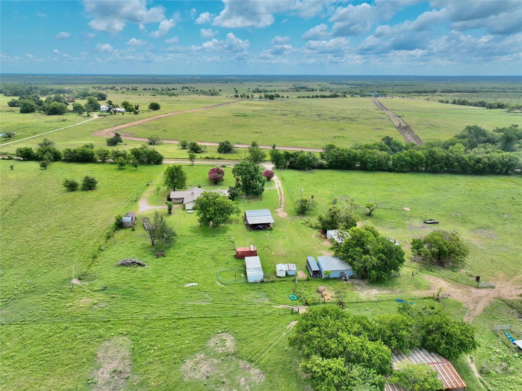 Farm For Sale in Limestone County , 2247 Lcr 654, Thornton, Texas 76687, 4 Bedroom, 2 Bathroom, Garage spaces, 2,702 Sqft, built in 1980, mls#21307378, Real Estate Agent in Thornton, Homes For Sale in Limestone county, Homes For Sale in Thornton, Realtor in Thornton Texas, Real Estate Brokerage Independent Realty Texas, Luminita Cordes Realtor