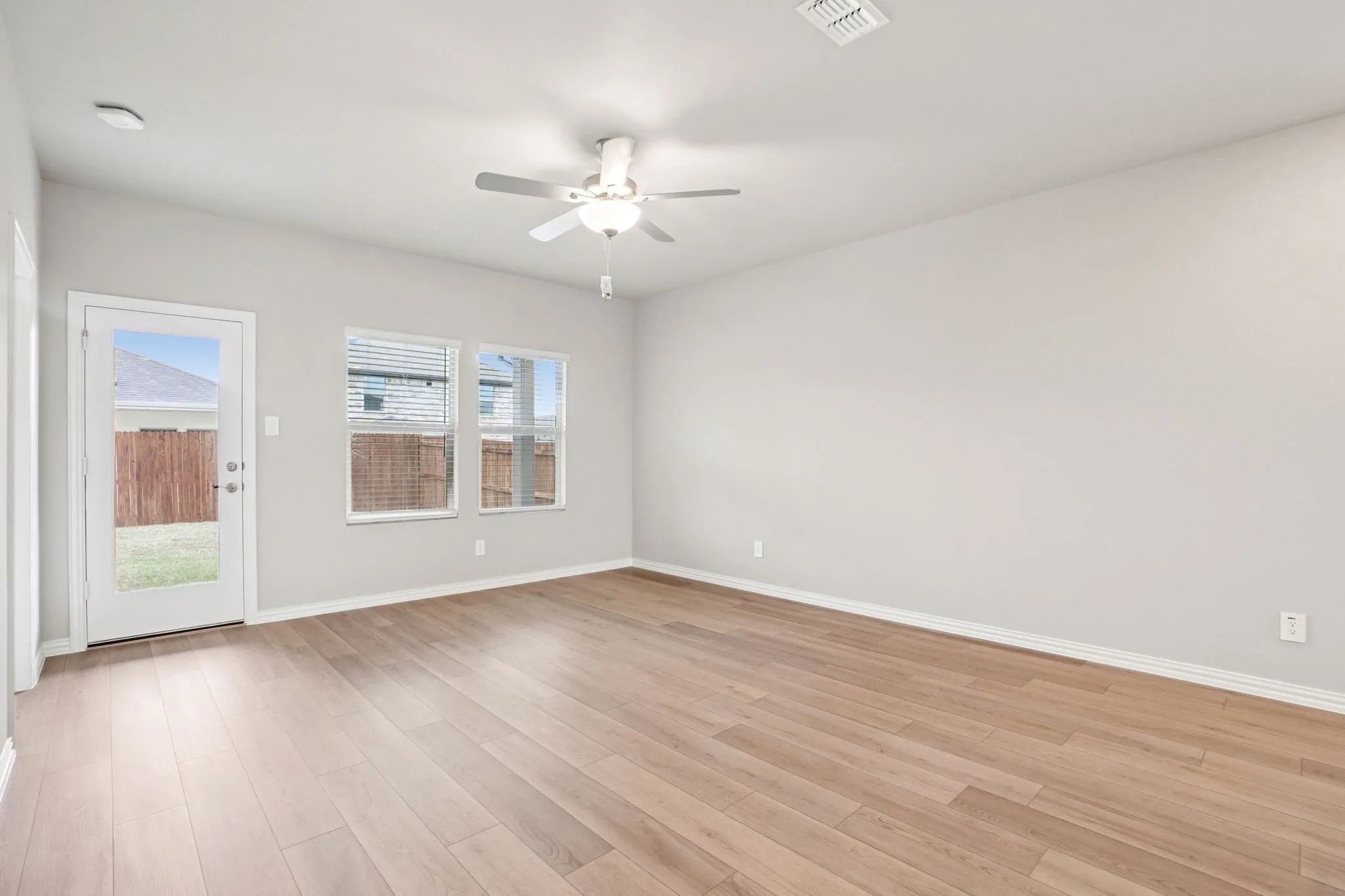Photo is not of the actual home, but is an inspirational photo of builder’s model home and may depict options, furnishings, and/or decorator features that are not included.