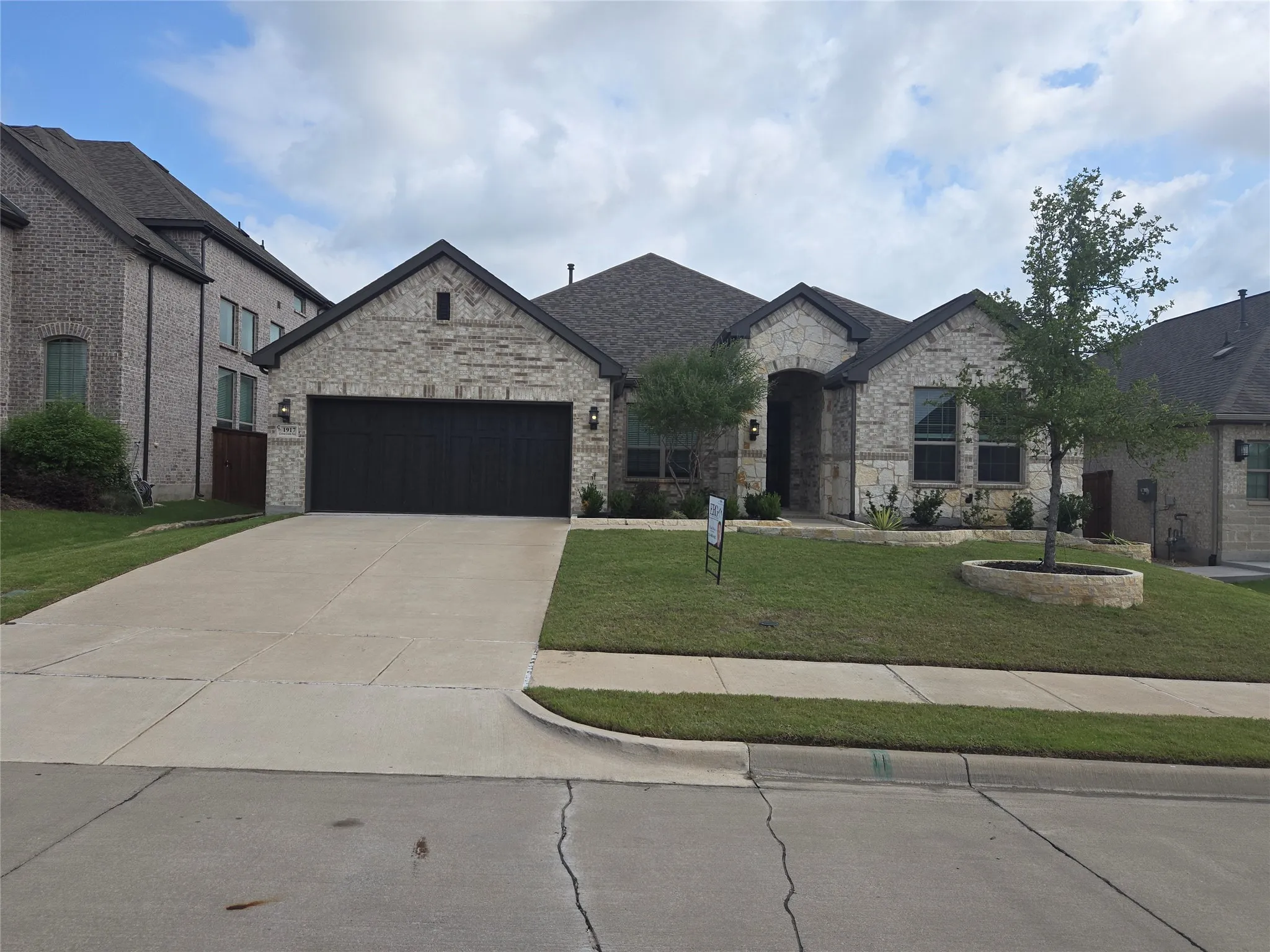 Single Family Residence For Sale in Collin County , 1917 Cotton Creek Pass, Mc Kinney, Texas 75071, 4 Bedroom, 4 Bathroom, 3 Garage spaces, 2,648 Sqft, built in 2023, mls#21307451, Real Estate Agent in Mc Kinney, Homes For Sale in Collin county, Homes For Sale in Mc Kinney, Realtor in Mc Kinney Texas, Real Estate Brokerage Independent Realty Texas, Luminita Cordes Realtor