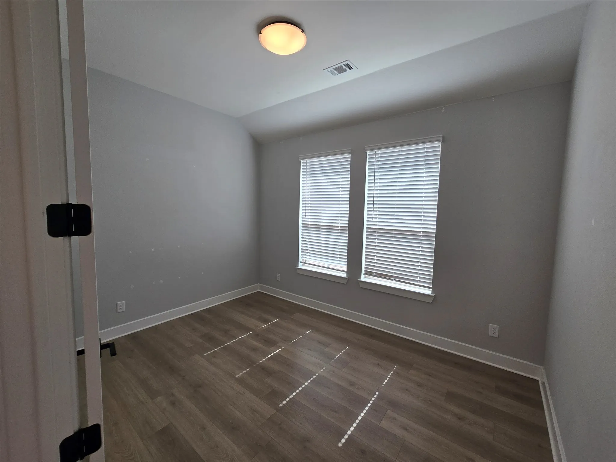 Single Family Residence For Sale in Collin County , 1917 Cotton Creek Pass, Mc Kinney, Texas 75071, 4 Bedroom, 4 Bathroom, 3 Garage spaces, 2,648 Sqft, built in 2023, mls#21307451, Real Estate Agent in Mc Kinney, Homes For Sale in Collin county, Homes For Sale in Mc Kinney, Realtor in Mc Kinney Texas, Real Estate Brokerage Independent Realty Texas, Luminita Cordes Realtor