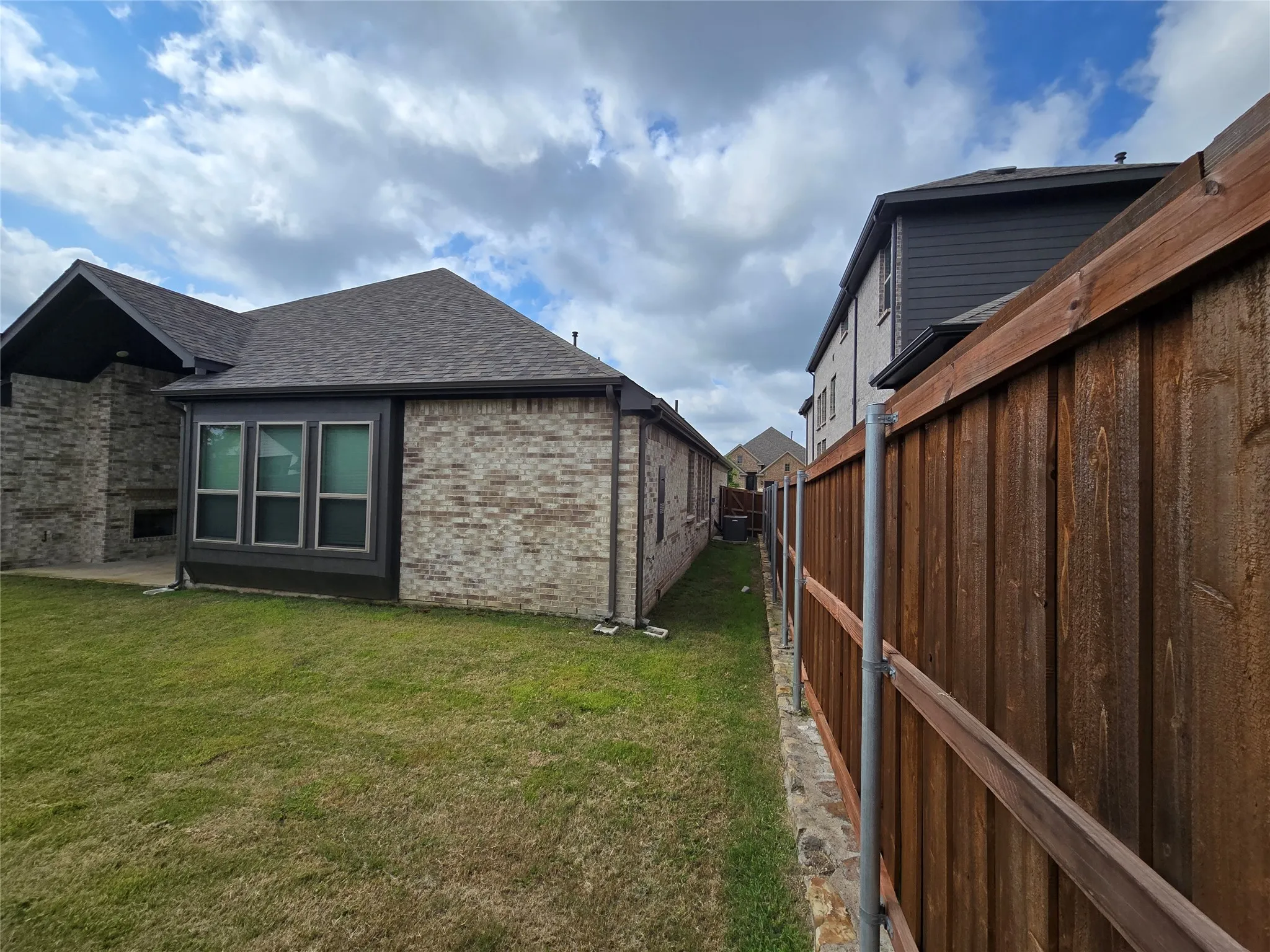 Single Family Residence For Sale in Collin County , 1917 Cotton Creek Pass, Mc Kinney, Texas 75071, 4 Bedroom, 4 Bathroom, 3 Garage spaces, 2,648 Sqft, built in 2023, mls#21307451, Real Estate Agent in Mc Kinney, Homes For Sale in Collin county, Homes For Sale in Mc Kinney, Realtor in Mc Kinney Texas, Real Estate Brokerage Independent Realty Texas, Luminita Cordes Realtor