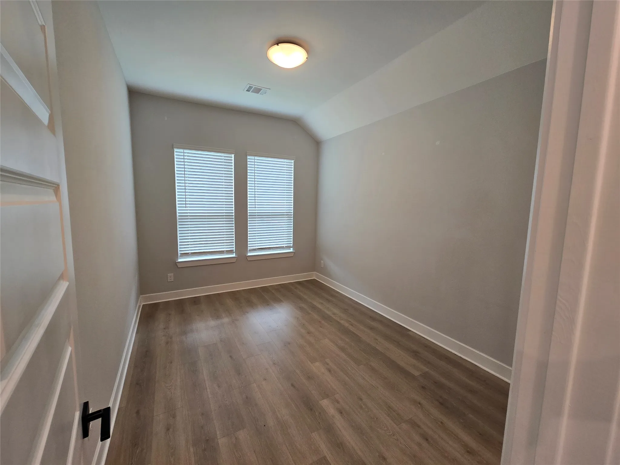 Single Family Residence For Sale in Collin County , 1917 Cotton Creek Pass, Mc Kinney, Texas 75071, 4 Bedroom, 4 Bathroom, 3 Garage spaces, 2,648 Sqft, built in 2023, mls#21307451, Real Estate Agent in Mc Kinney, Homes For Sale in Collin county, Homes For Sale in Mc Kinney, Realtor in Mc Kinney Texas, Real Estate Brokerage Independent Realty Texas, Luminita Cordes Realtor