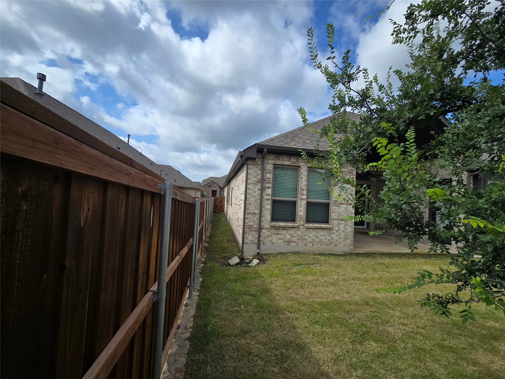 Single Family Residence For Sale in Collin County , 1917 Cotton Creek Pass, Mc Kinney, Texas 75071, 4 Bedroom, 4 Bathroom, 3 Garage spaces, 2,648 Sqft, built in 2023, mls#21307451, Real Estate Agent in Mc Kinney, Homes For Sale in Collin county, Homes For Sale in Mc Kinney, Realtor in Mc Kinney Texas, Real Estate Brokerage Independent Realty Texas, Luminita Cordes Realtor