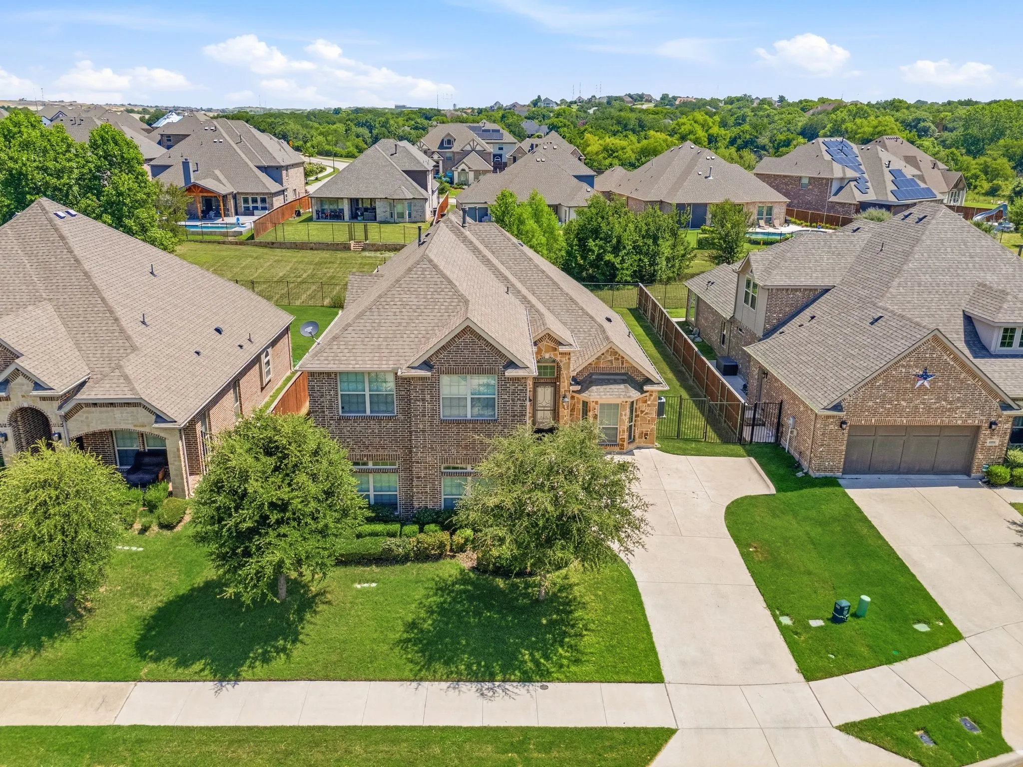 Single Family Residence For Sale in Tarrant County , 4008 Las Colina Drive, Fort Worth, Texas 76179, 5 Bedroom, 3 Bathroom, 2 Garage spaces, 2,797 Sqft, built in 2017, mls#21307433, Real Estate Agent in Fort Worth, Homes For Sale in Tarrant county, Homes For Sale in Fort Worth, Realtor in Fort Worth Texas, Real Estate Brokerage Independent Realty Texas, Luminita Cordes Realtor
