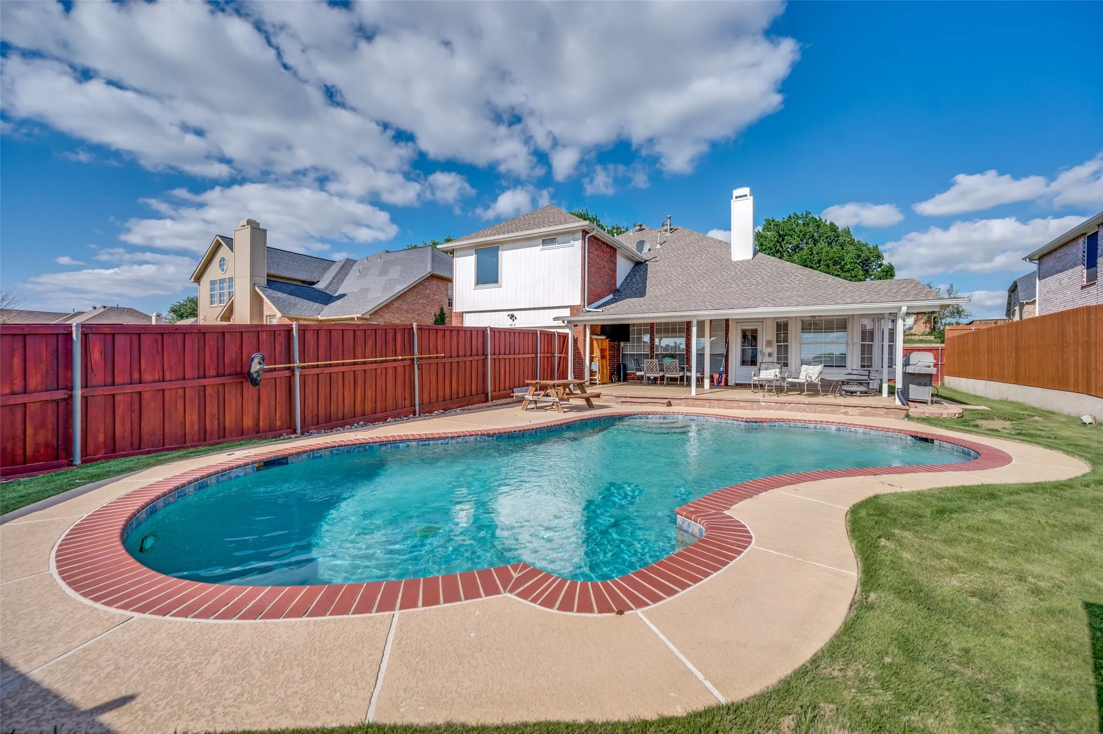 Single Family Residence For Sale in Denton County , 5013 Ridgecrest Drive, The Colony, Texas 75056, 4 Bedroom, 3 Bathroom, 2 Garage spaces, 2,920 Sqft, built in 1992, mls#21307131, Real Estate Agent in The Colony, Homes For Sale in Denton county, Homes For Sale in The Colony, Realtor in The Colony Texas, Real Estate Brokerage Independent Realty Texas, Luminita Cordes Realtor