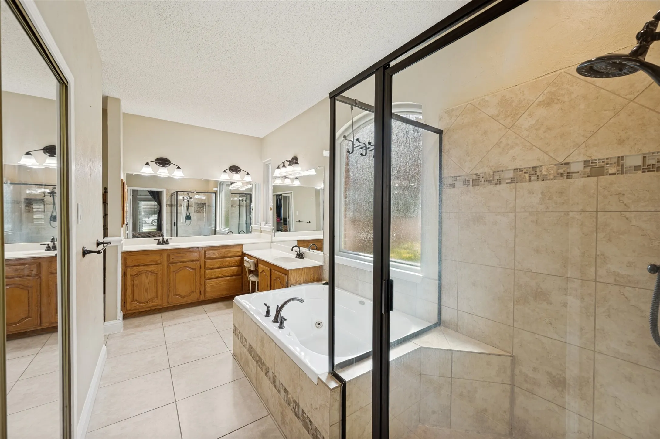 Single Family Residence For Sale in Denton County , 5013 Ridgecrest Drive, The Colony, Texas 75056, 4 Bedroom, 3 Bathroom, 2 Garage spaces, 2,920 Sqft, built in 1992, mls#21307131, Real Estate Agent in The Colony, Homes For Sale in Denton county, Homes For Sale in The Colony, Realtor in The Colony Texas, Real Estate Brokerage Independent Realty Texas, Luminita Cordes Realtor