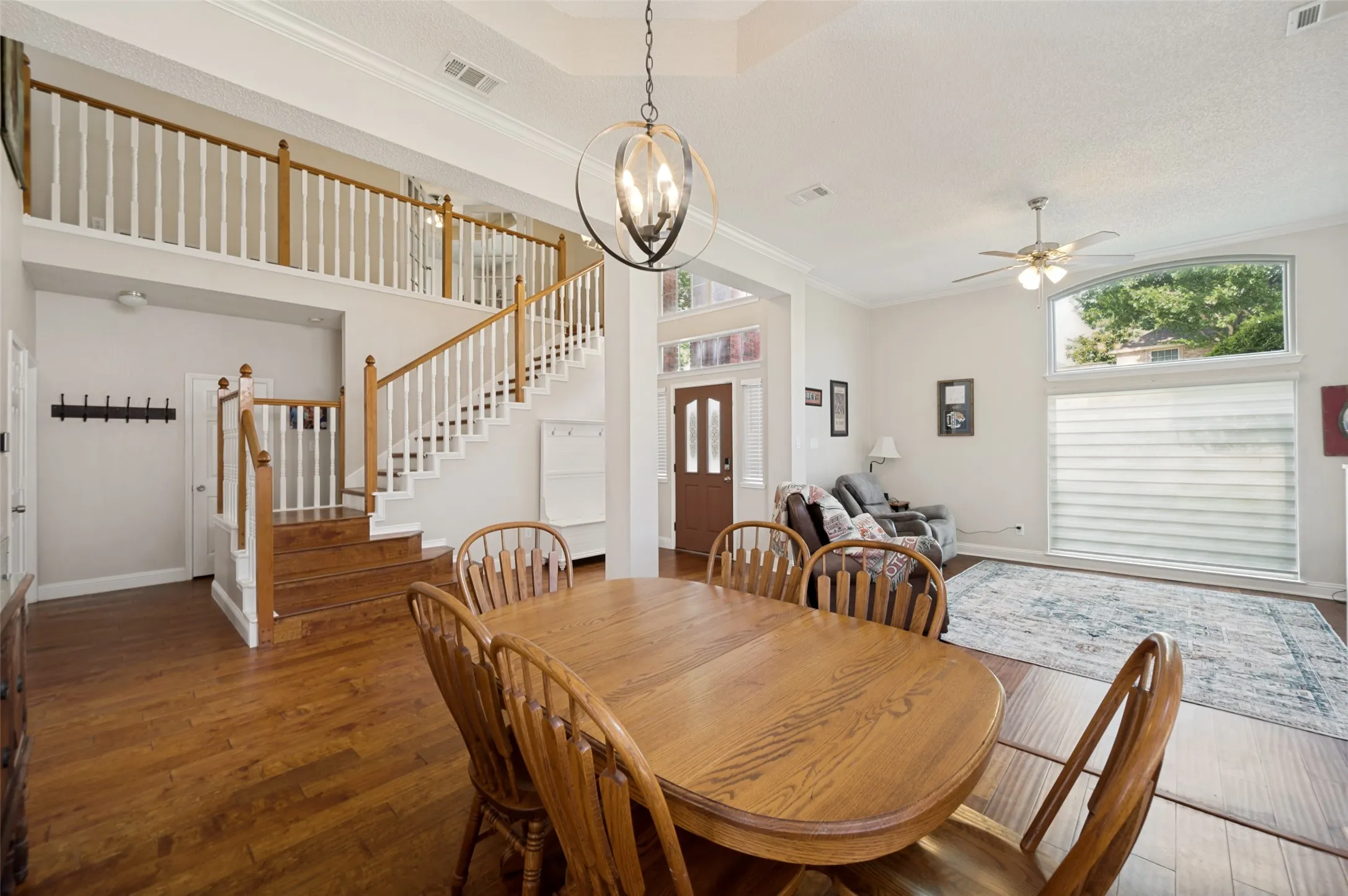 Single Family Residence For Sale in Denton County , 5013 Ridgecrest Drive, The Colony, Texas 75056, 4 Bedroom, 3 Bathroom, 2 Garage spaces, 2,920 Sqft, built in 1992, mls#21307131, Real Estate Agent in The Colony, Homes For Sale in Denton county, Homes For Sale in The Colony, Realtor in The Colony Texas, Real Estate Brokerage Independent Realty Texas, Luminita Cordes Realtor