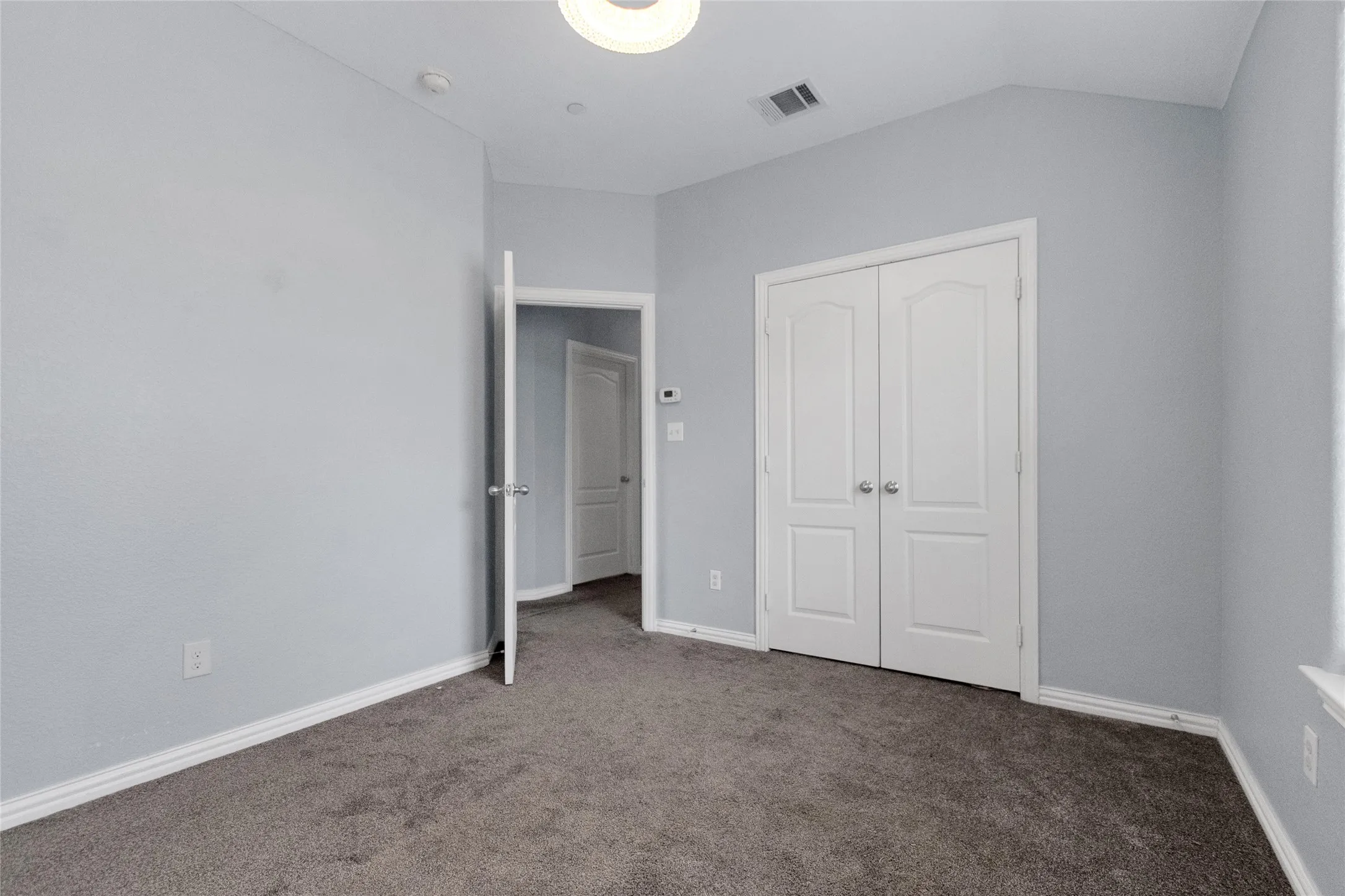 Townhouse For Sale in Collin County , 706 S Jupiter Road 705, Allen, Texas 75002, 3 Bedroom, 3 Bathroom, 2 Garage spaces, 1,658 Sqft, built in 2012, mls#21307473, Real Estate Agent in Allen, Homes For Sale in Collin county, Homes For Sale in Allen, Realtor in Allen Texas, Real Estate Brokerage Independent Realty Texas, Luminita Cordes Realtor
