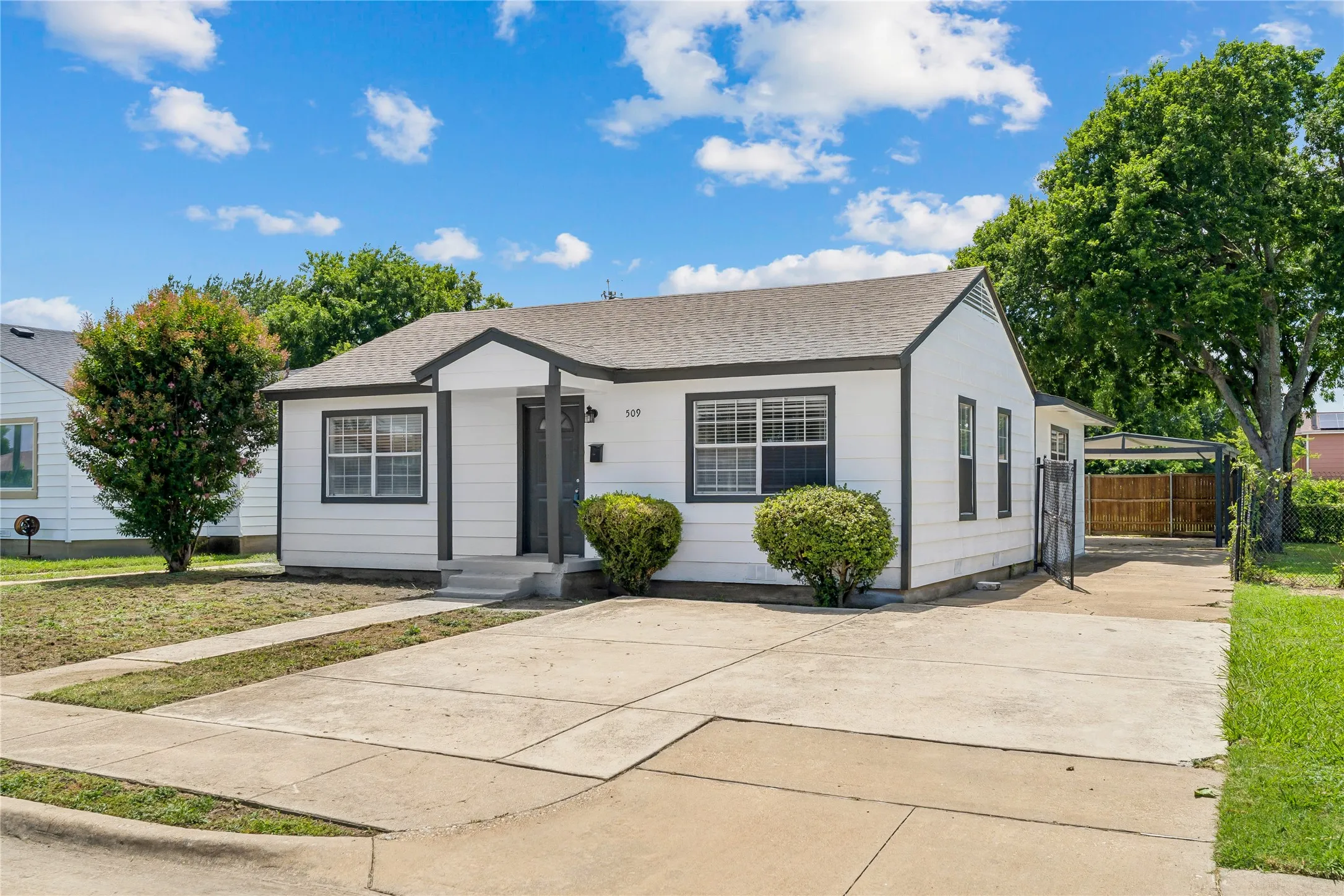 Single Family Residence For Sale in Dallas County , 509 Clark Street, Garland, Texas 75040, 3 Bedroom, 1 Bathroom, Garage spaces, 1,333 Sqft, built in 1954, mls#21307469, Real Estate Agent in Garland, Homes For Sale in Dallas county, Homes For Sale in Garland, Realtor in Garland Texas, Real Estate Brokerage Independent Realty Texas, Luminita Cordes Realtor