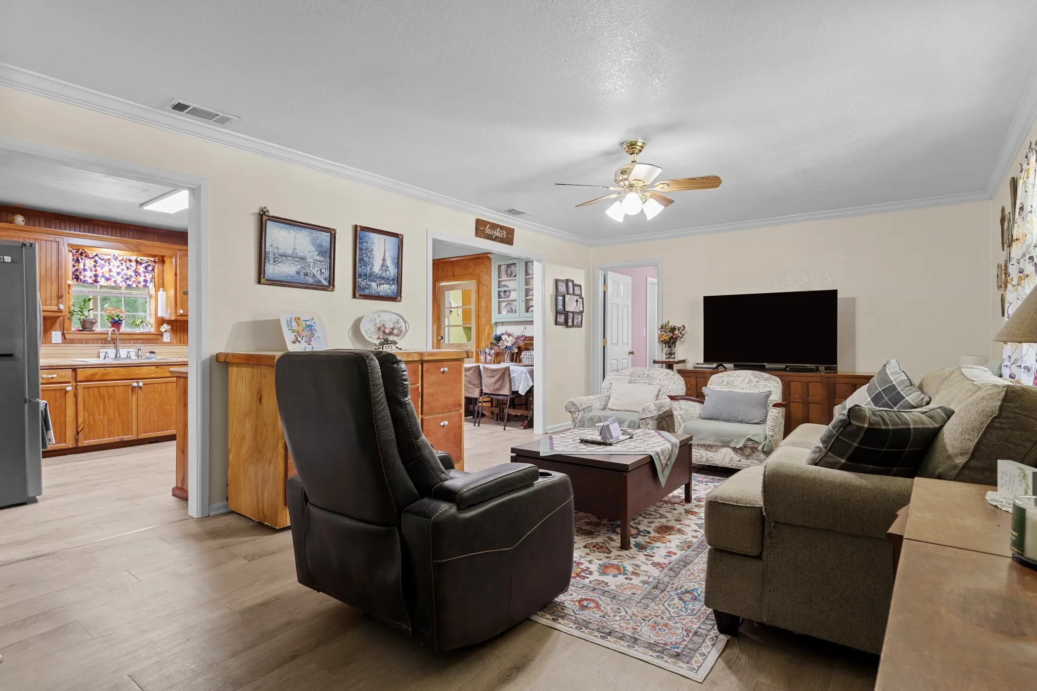 A layout designed to bring people closer together.