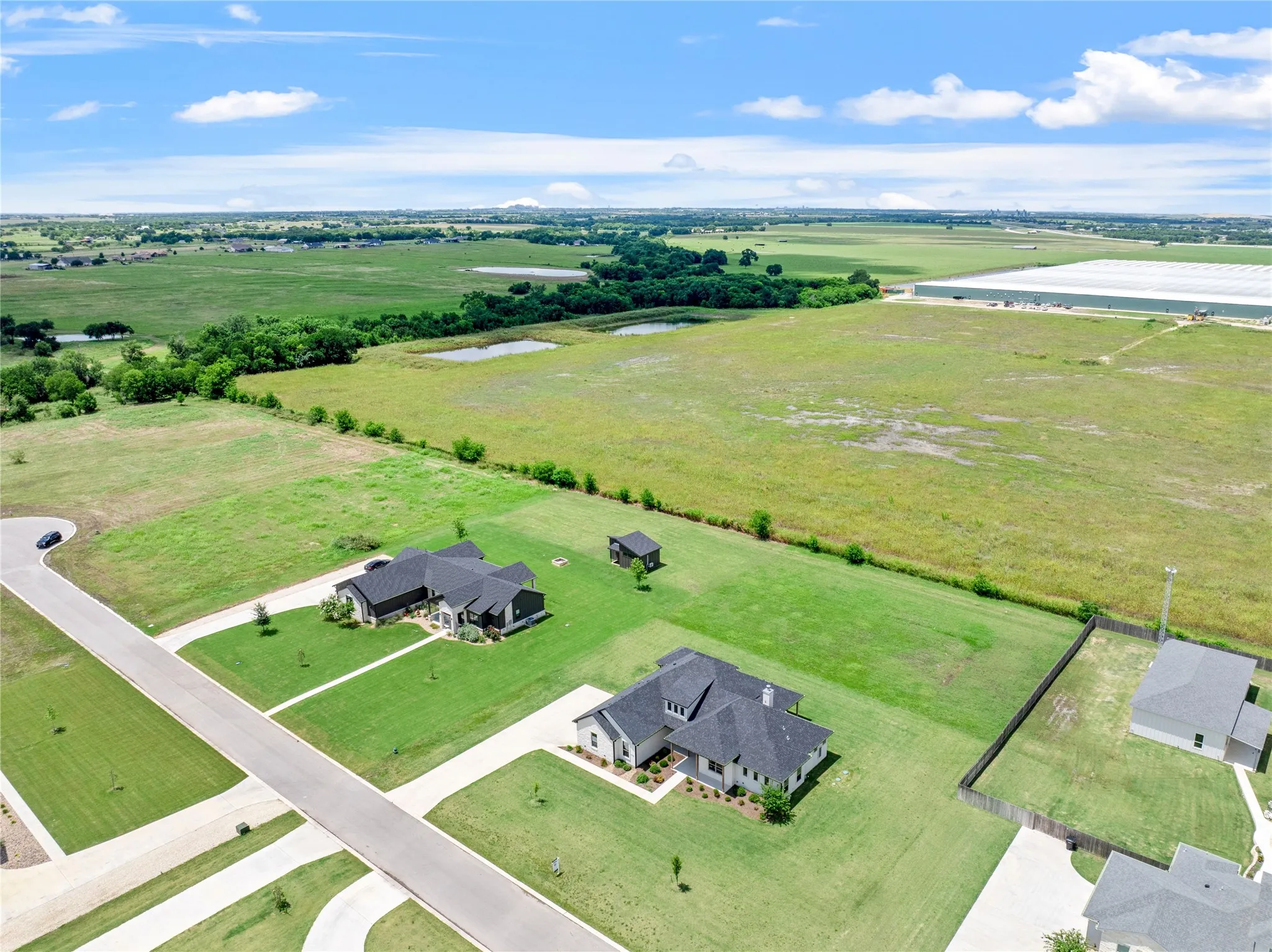 Single Family Residence For Sale in Bell County , 8152 Evenfall Lane, Temple, Texas 76501, 4 Bedroom, 4 Bathroom, 2 Garage spaces, 2,757 Sqft, built in 2023, mls#21307470, Real Estate Agent in Temple, Homes For Sale in Bell county, Homes For Sale in Temple, Realtor in Temple Texas, Real Estate Brokerage Independent Realty Texas, Luminita Cordes Realtor