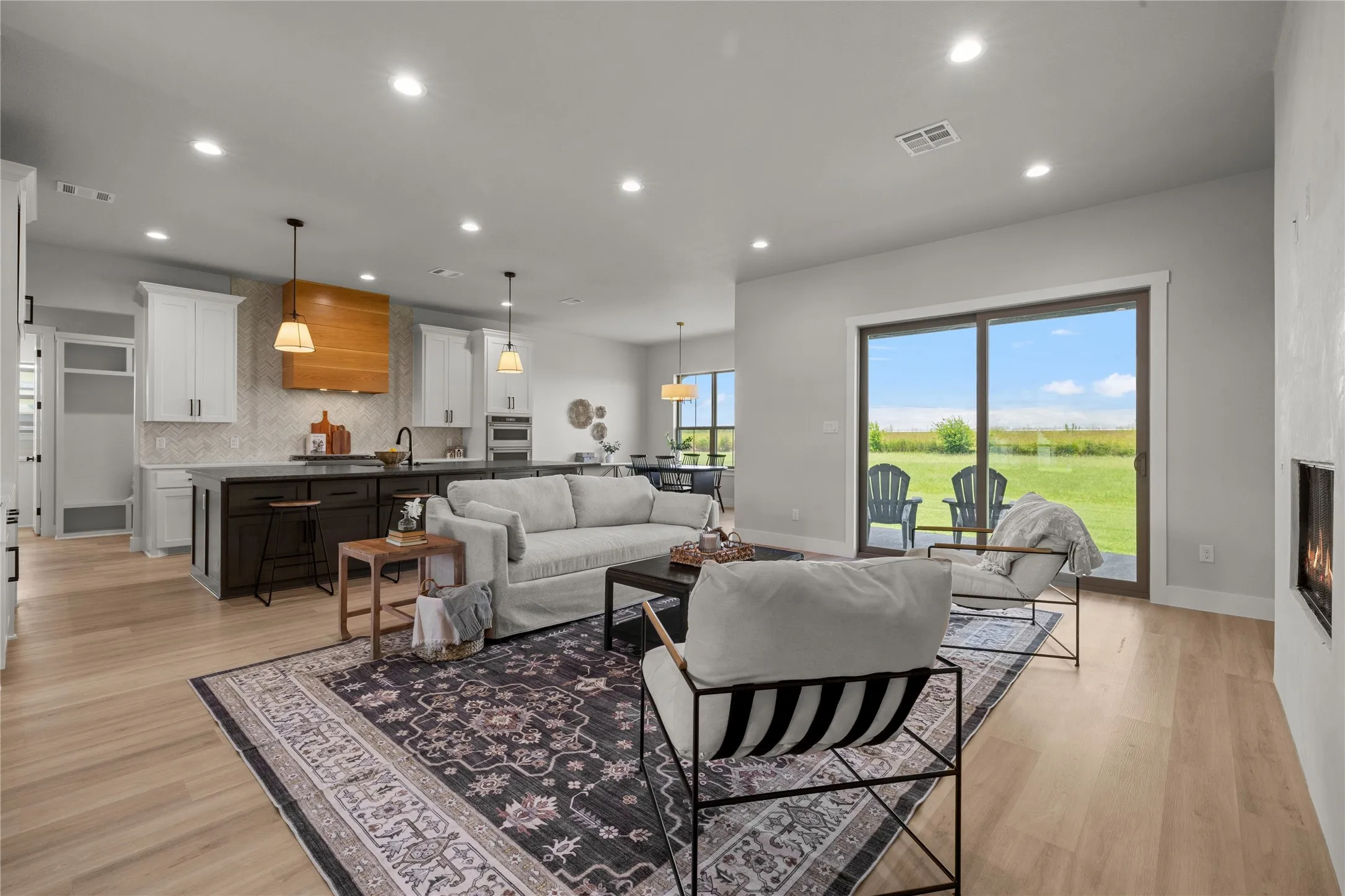 Single Family Residence For Sale in Bell County , 8152 Evenfall Lane, Temple, Texas 76501, 4 Bedroom, 4 Bathroom, 2 Garage spaces, 2,757 Sqft, built in 2023, mls#21307470, Real Estate Agent in Temple, Homes For Sale in Bell county, Homes For Sale in Temple, Realtor in Temple Texas, Real Estate Brokerage Independent Realty Texas, Luminita Cordes Realtor