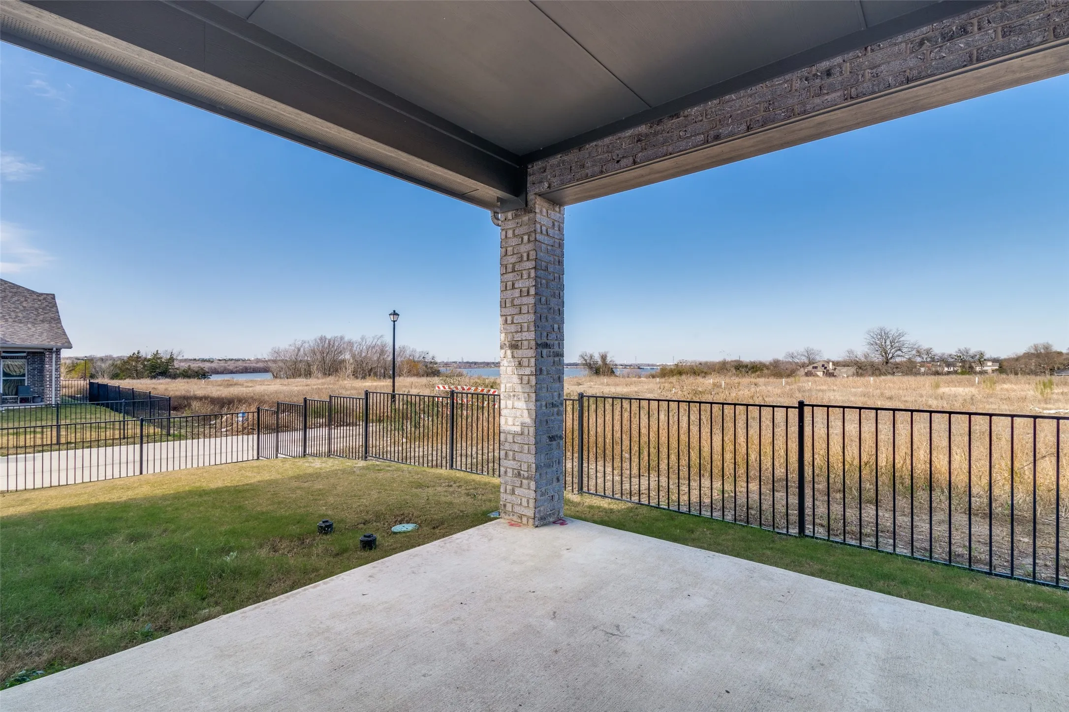 Single Family Residence For Sale in Dallas County , 3710 Pilgrims Mews, Rowlett, Texas 75088, 5 Bedroom, 5 Bathroom, 2 Garage spaces, 3,068 Sqft, built in 2022, mls#21307487, Real Estate Agent in Rowlett, Homes For Sale in Dallas county, Homes For Sale in Rowlett, Realtor in Rowlett Texas, Real Estate Brokerage Independent Realty Texas, Luminita Cordes Realtor