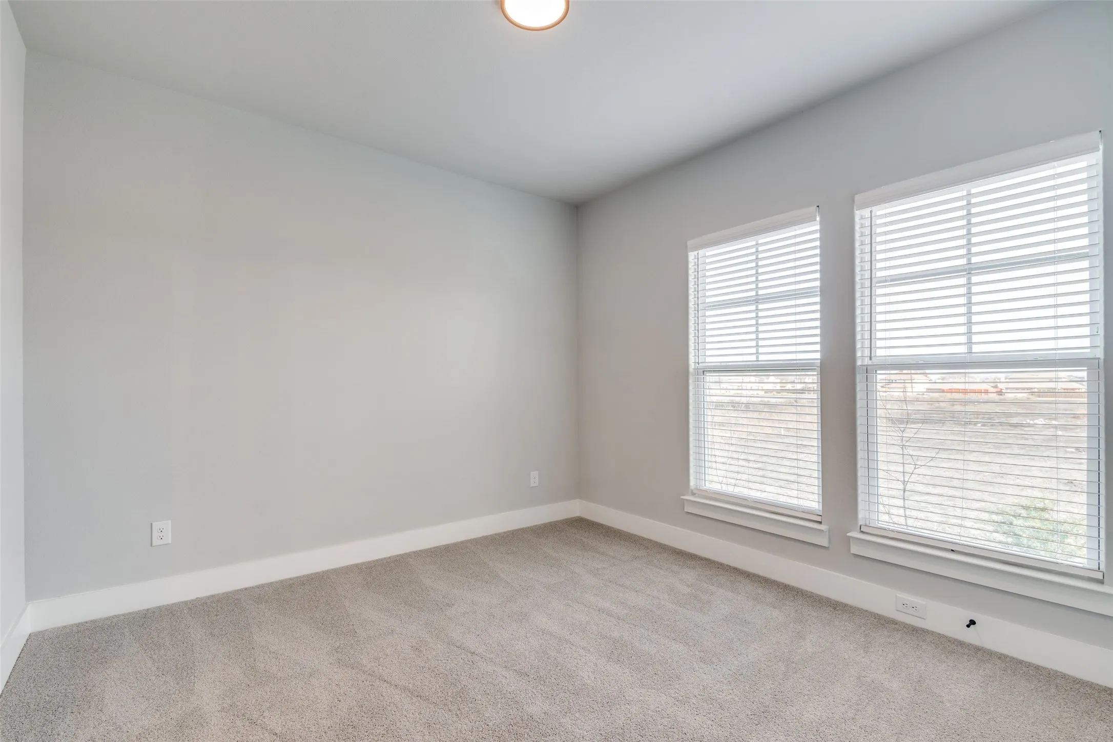 Single Family Residence For Sale in Dallas County , 3710 Pilgrims Mews, Rowlett, Texas 75088, 5 Bedroom, 5 Bathroom, 2 Garage spaces, 3,068 Sqft, built in 2022, mls#21307487, Real Estate Agent in Rowlett, Homes For Sale in Dallas county, Homes For Sale in Rowlett, Realtor in Rowlett Texas, Real Estate Brokerage Independent Realty Texas, Luminita Cordes Realtor