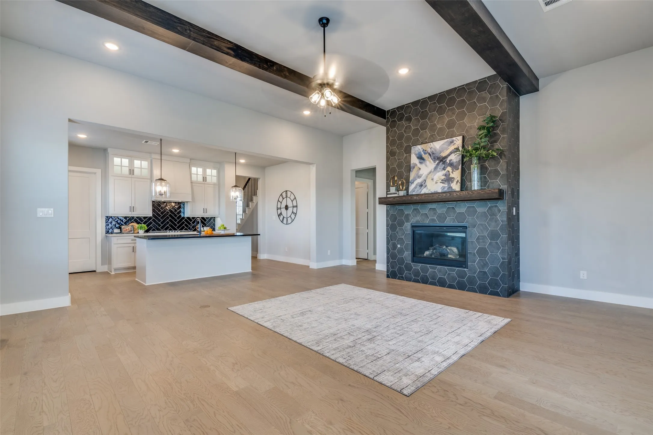 Single Family Residence For Sale in Dallas County , 3710 Pilgrims Mews, Rowlett, Texas 75088, 5 Bedroom, 5 Bathroom, 2 Garage spaces, 3,068 Sqft, built in 2022, mls#21307487, Real Estate Agent in Rowlett, Homes For Sale in Dallas county, Homes For Sale in Rowlett, Realtor in Rowlett Texas, Real Estate Brokerage Independent Realty Texas, Luminita Cordes Realtor