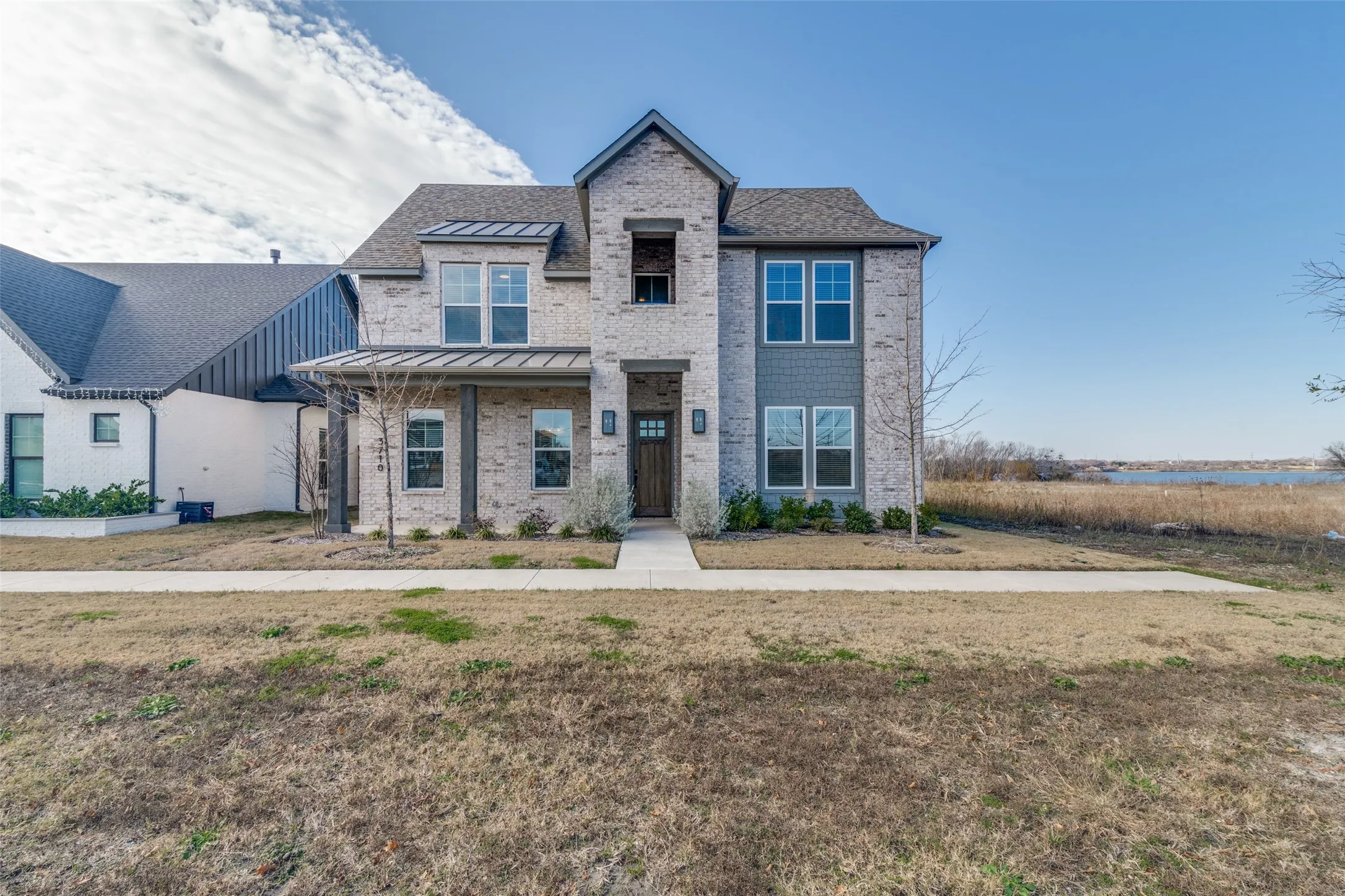 Single Family Residence For Sale in Dallas County , 3710 Pilgrims Mews, Rowlett, Texas 75088, 5 Bedroom, 5 Bathroom, 2 Garage spaces, 3,068 Sqft, built in 2022, mls#21307487, Real Estate Agent in Rowlett, Homes For Sale in Dallas county, Homes For Sale in Rowlett, Realtor in Rowlett Texas, Real Estate Brokerage Independent Realty Texas, Luminita Cordes Realtor