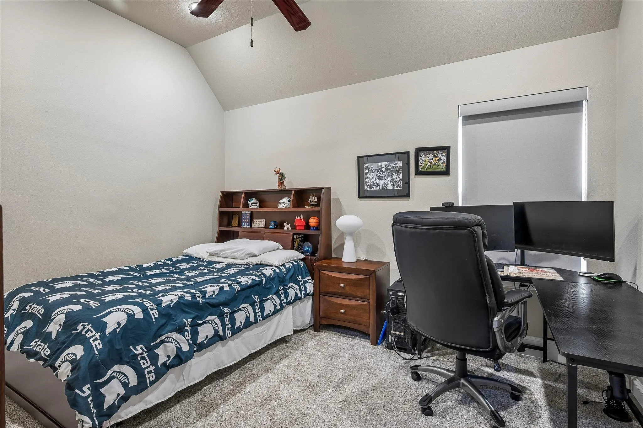 Single Family Residence For Sale in Denton County , 7184 Shingle Mill Road, Frisco, Texas 75036, 4 Bedroom, 4 Bathroom, 3 Garage spaces, 3,663 Sqft, built in 2015, mls#21295708, Real Estate Agent in Frisco, Homes For Sale in Denton county, Homes For Sale in Frisco, Realtor in Frisco Texas, Real Estate Brokerage Independent Realty Texas, Luminita Cordes Realtor