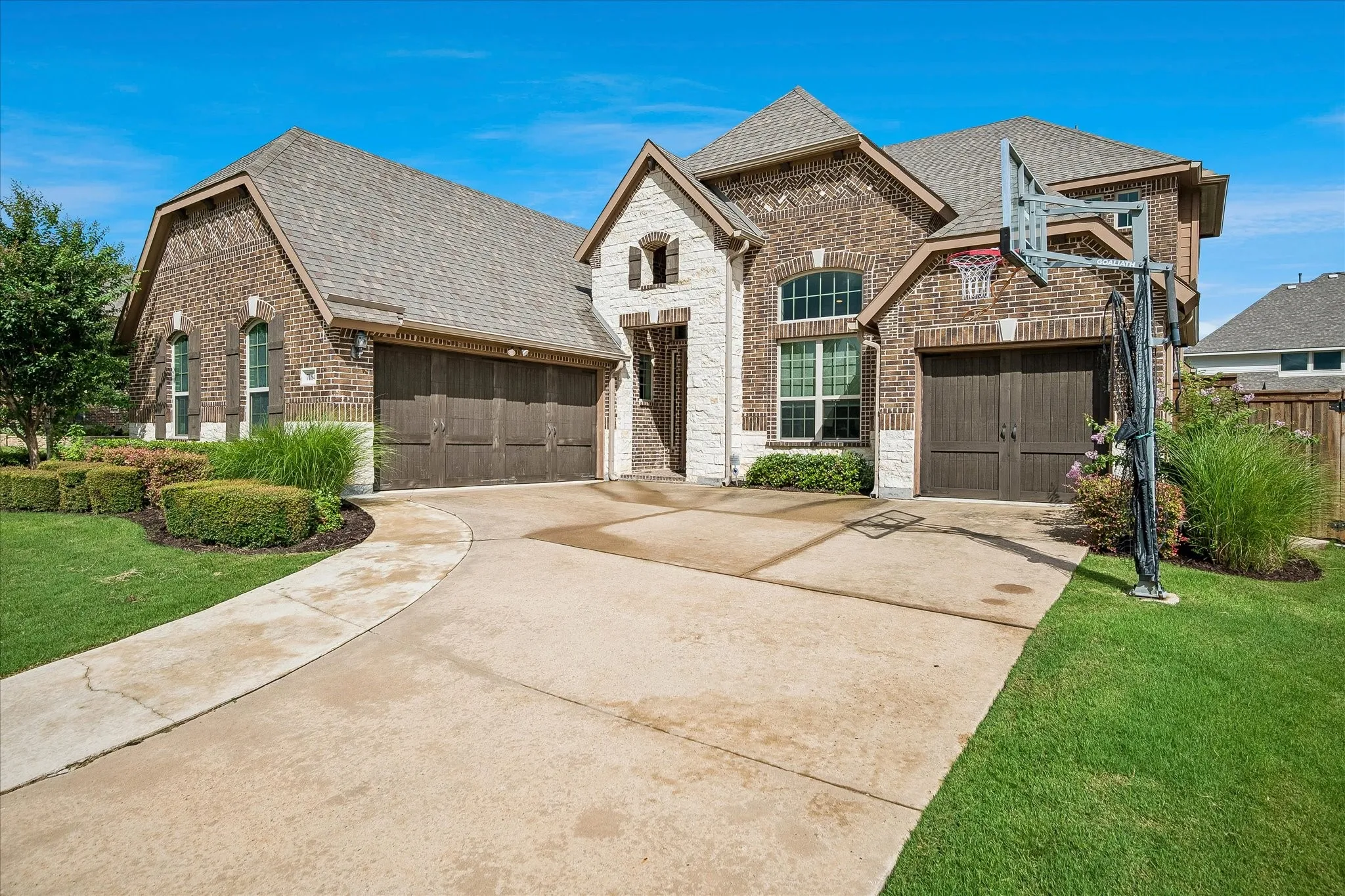 Single Family Residence For Sale in Denton County , 7184 Shingle Mill Road, Frisco, Texas 75036, 4 Bedroom, 4 Bathroom, 3 Garage spaces, 3,663 Sqft, built in 2015, mls#21295708, Real Estate Agent in Frisco, Homes For Sale in Denton county, Homes For Sale in Frisco, Realtor in Frisco Texas, Real Estate Brokerage Independent Realty Texas, Luminita Cordes Realtor