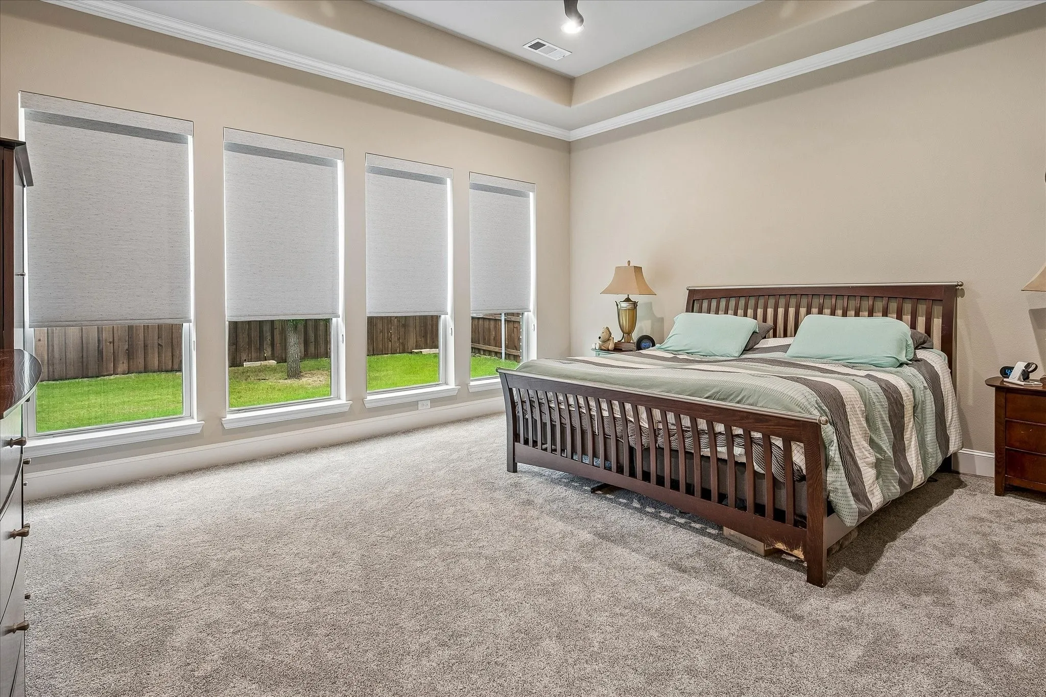 Single Family Residence For Sale in Denton County , 7184 Shingle Mill Road, Frisco, Texas 75036, 4 Bedroom, 4 Bathroom, 3 Garage spaces, 3,663 Sqft, built in 2015, mls#21295708, Real Estate Agent in Frisco, Homes For Sale in Denton county, Homes For Sale in Frisco, Realtor in Frisco Texas, Real Estate Brokerage Independent Realty Texas, Luminita Cordes Realtor