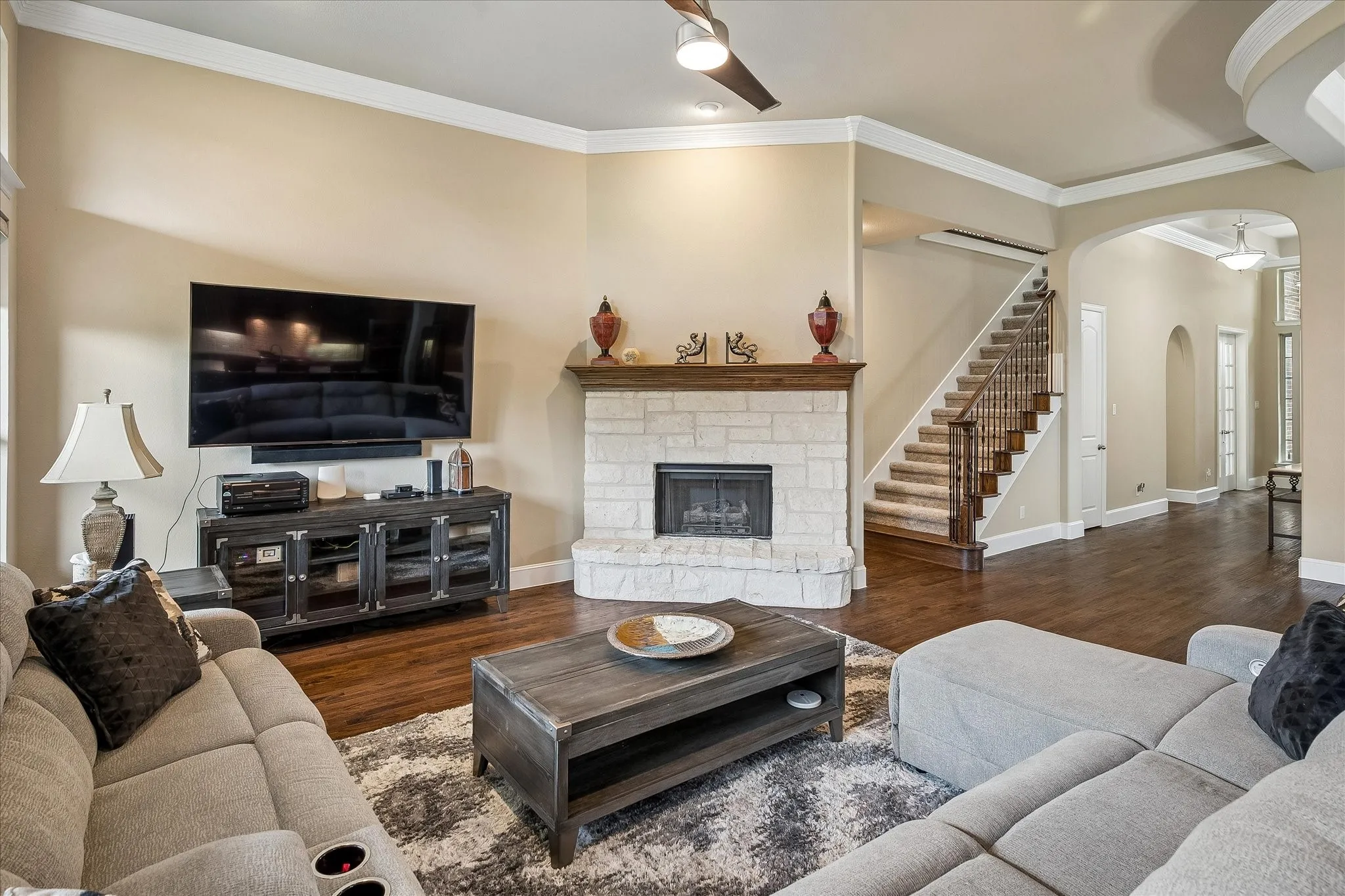 Single Family Residence For Sale in Denton County , 7184 Shingle Mill Road, Frisco, Texas 75036, 4 Bedroom, 4 Bathroom, 3 Garage spaces, 3,663 Sqft, built in 2015, mls#21295708, Real Estate Agent in Frisco, Homes For Sale in Denton county, Homes For Sale in Frisco, Realtor in Frisco Texas, Real Estate Brokerage Independent Realty Texas, Luminita Cordes Realtor