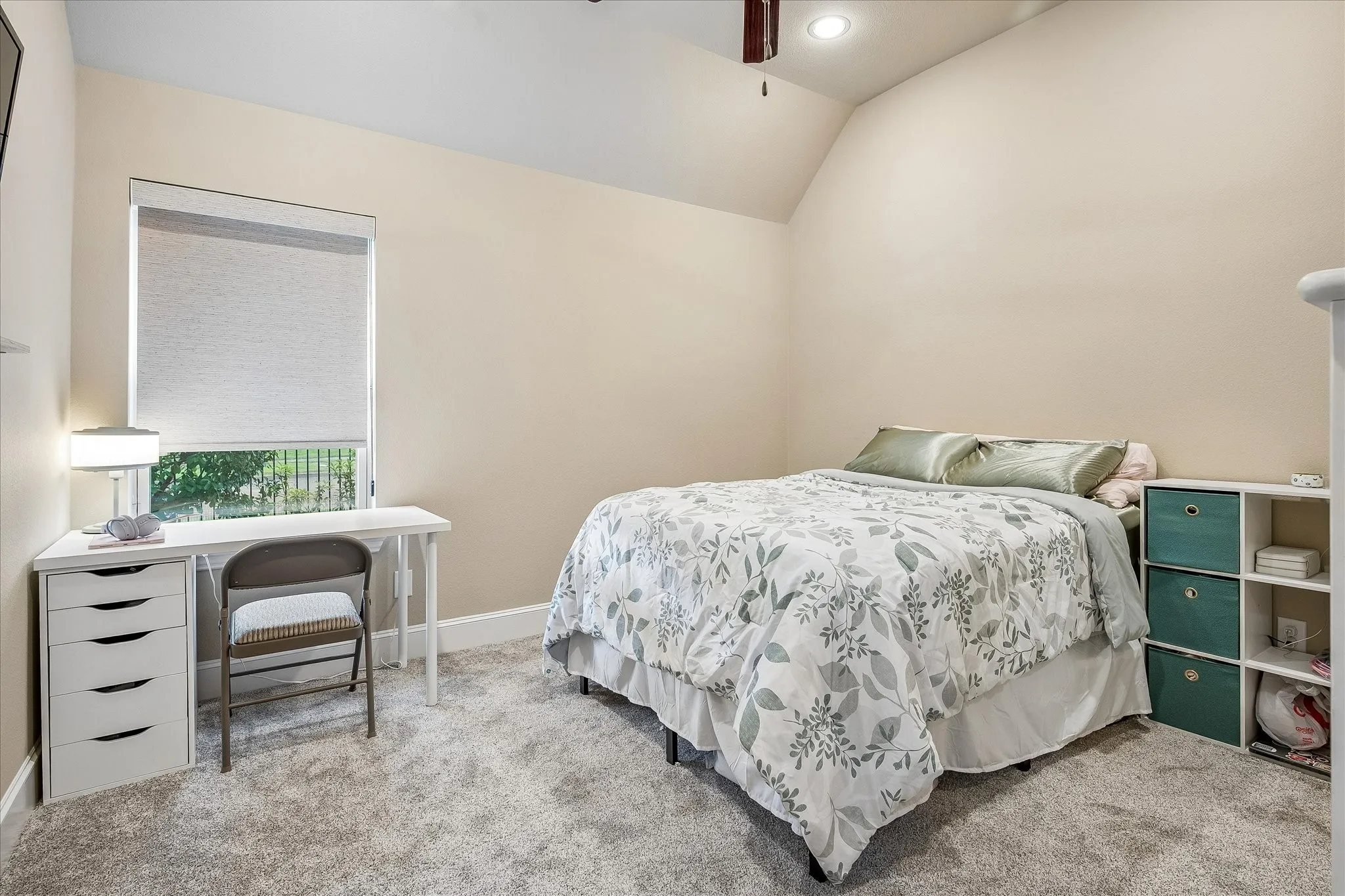 Single Family Residence For Sale in Denton County , 7184 Shingle Mill Road, Frisco, Texas 75036, 4 Bedroom, 4 Bathroom, 3 Garage spaces, 3,663 Sqft, built in 2015, mls#21295708, Real Estate Agent in Frisco, Homes For Sale in Denton county, Homes For Sale in Frisco, Realtor in Frisco Texas, Real Estate Brokerage Independent Realty Texas, Luminita Cordes Realtor