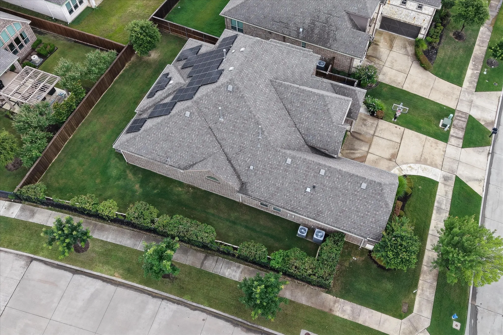 Single Family Residence For Sale in Denton County , 7184 Shingle Mill Road, Frisco, Texas 75036, 4 Bedroom, 4 Bathroom, 3 Garage spaces, 3,663 Sqft, built in 2015, mls#21295708, Real Estate Agent in Frisco, Homes For Sale in Denton county, Homes For Sale in Frisco, Realtor in Frisco Texas, Real Estate Brokerage Independent Realty Texas, Luminita Cordes Realtor