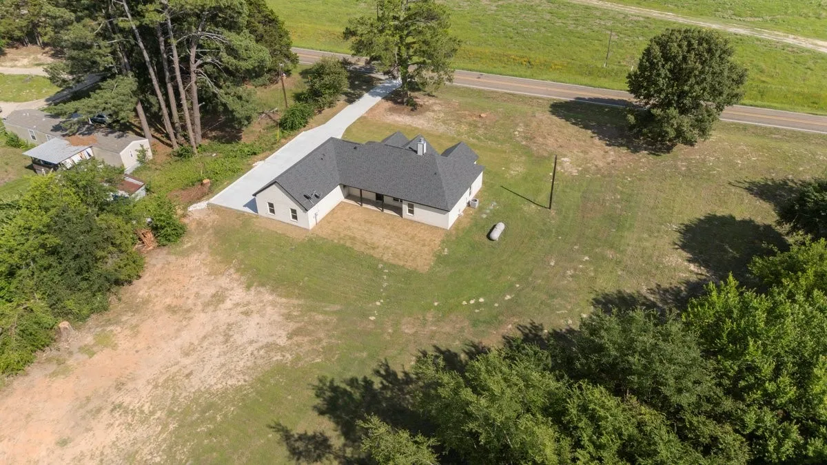 Single Family Residence For Sale in Van Zandt County , 13446 FM 858, Ben Wheeler, Texas 75754, 4 Bedroom, 2 Bathroom, 2 Garage spaces, 2,163 Sqft, built in 2022, mls#21307506, Real Estate Agent in Ben Wheeler, Homes For Sale in Van Zandt county, Homes For Sale in Ben Wheeler, Realtor in Ben Wheeler Texas, Real Estate Brokerage Independent Realty Texas, Luminita Cordes Realtor