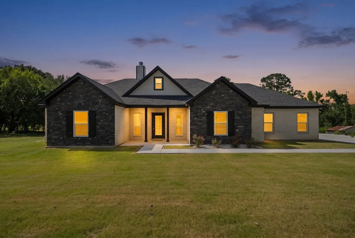 Single Family Residence For Sale in Van Zandt County , 13446 FM 858, Ben Wheeler, Texas 75754, 4 Bedroom, 2 Bathroom, 2 Garage spaces, 2,163 Sqft, built in 2022, mls#21307506, Real Estate Agent in Ben Wheeler, Homes For Sale in Van Zandt county, Homes For Sale in Ben Wheeler, Realtor in Ben Wheeler Texas, Real Estate Brokerage Independent Realty Texas, Luminita Cordes Realtor