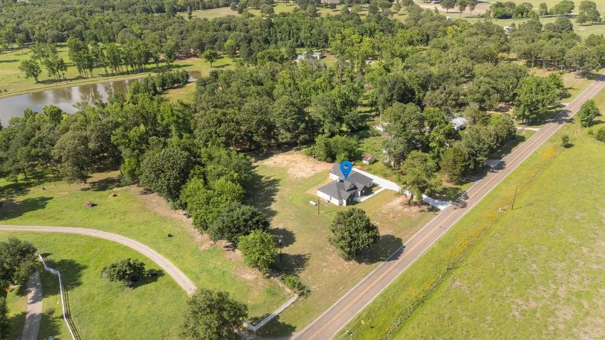 Single Family Residence For Sale in Van Zandt County , 13446 FM 858, Ben Wheeler, Texas 75754, 4 Bedroom, 2 Bathroom, 2 Garage spaces, 2,163 Sqft, built in 2022, mls#21307506, Real Estate Agent in Ben Wheeler, Homes For Sale in Van Zandt county, Homes For Sale in Ben Wheeler, Realtor in Ben Wheeler Texas, Real Estate Brokerage Independent Realty Texas, Luminita Cordes Realtor