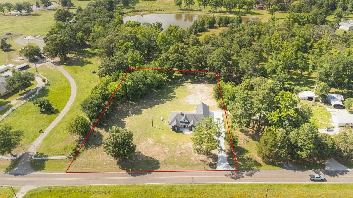 Single Family Residence For Sale in Van Zandt County , 13446 FM 858, Ben Wheeler, Texas 75754, 4 Bedroom, 2 Bathroom, 2 Garage spaces, 2,163 Sqft, built in 2022, mls#21307506, Real Estate Agent in Ben Wheeler, Homes For Sale in Van Zandt county, Homes For Sale in Ben Wheeler, Realtor in Ben Wheeler Texas, Real Estate Brokerage Independent Realty Texas, Luminita Cordes Realtor