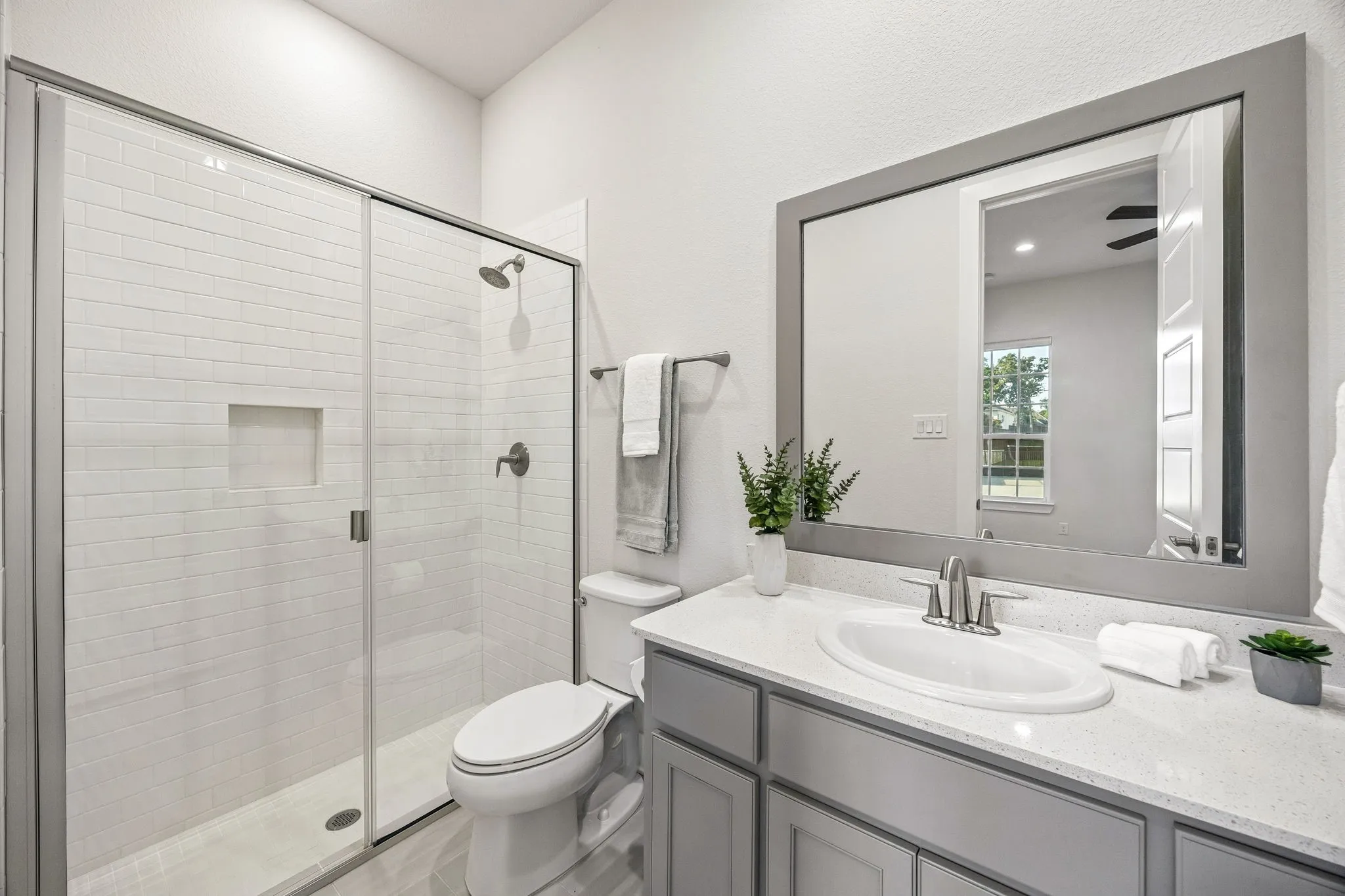 Single Family Residence For Sale in Tarrant County , 804 Jamestown Lane, Southlake, Texas 76092, 6 Bedroom, 7 Bathroom, 3 Garage spaces, 5,963 Sqft, built in 2022, mls#21307162, Real Estate Agent in Southlake, Homes For Sale in Tarrant county, Homes For Sale in Southlake, Realtor in Southlake Texas, Real Estate Brokerage Independent Realty Texas, Luminita Cordes Realtor