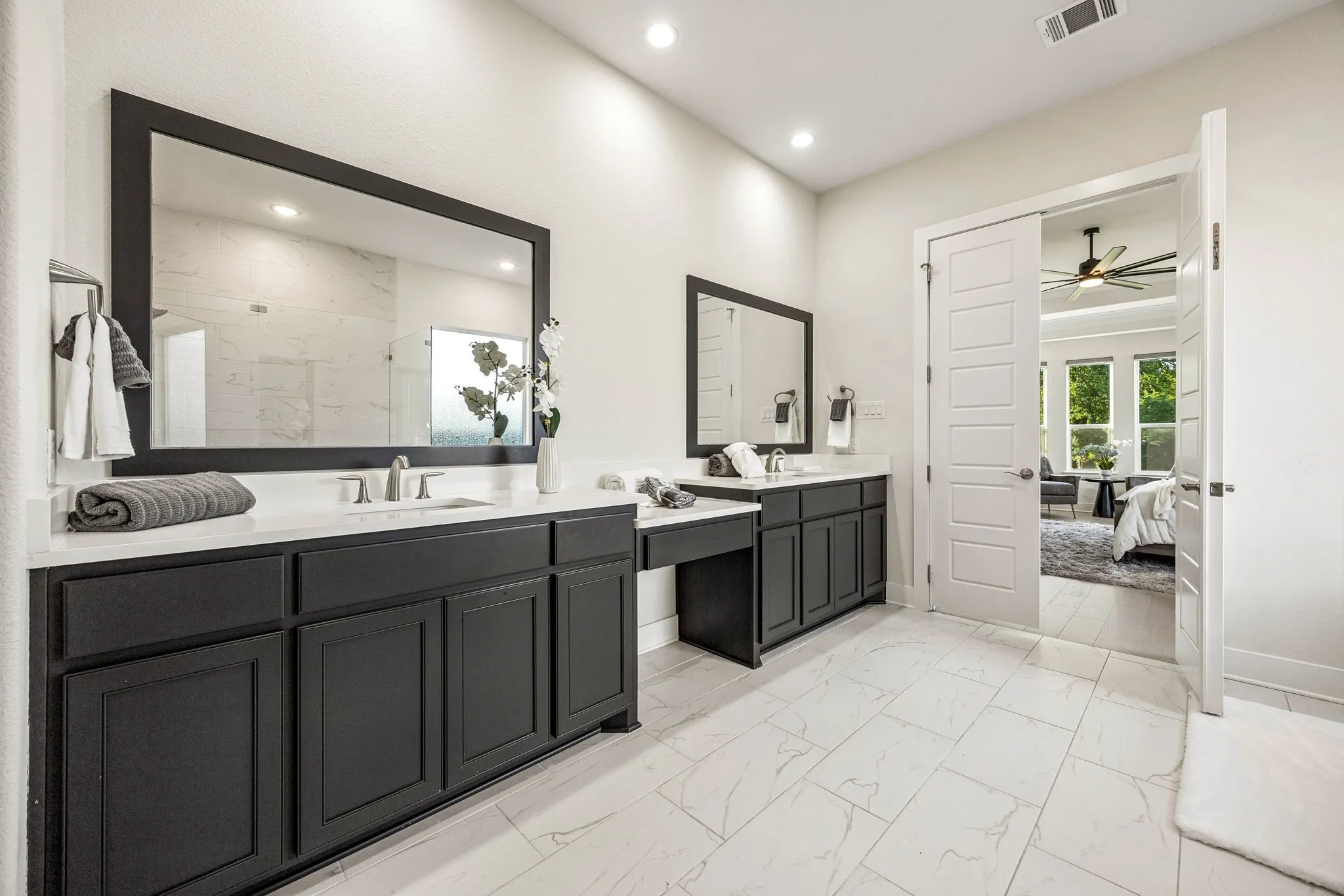 Single Family Residence For Sale in Tarrant County , 804 Jamestown Lane, Southlake, Texas 76092, 6 Bedroom, 7 Bathroom, 3 Garage spaces, 5,963 Sqft, built in 2022, mls#21307162, Real Estate Agent in Southlake, Homes For Sale in Tarrant county, Homes For Sale in Southlake, Realtor in Southlake Texas, Real Estate Brokerage Independent Realty Texas, Luminita Cordes Realtor