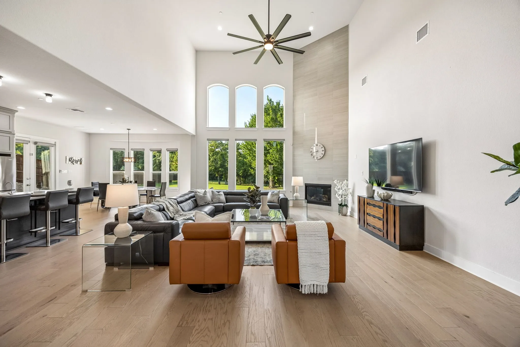 Single Family Residence For Sale in Tarrant County , 804 Jamestown Lane, Southlake, Texas 76092, 6 Bedroom, 7 Bathroom, 3 Garage spaces, 5,963 Sqft, built in 2022, mls#21307162, Real Estate Agent in Southlake, Homes For Sale in Tarrant county, Homes For Sale in Southlake, Realtor in Southlake Texas, Real Estate Brokerage Independent Realty Texas, Luminita Cordes Realtor