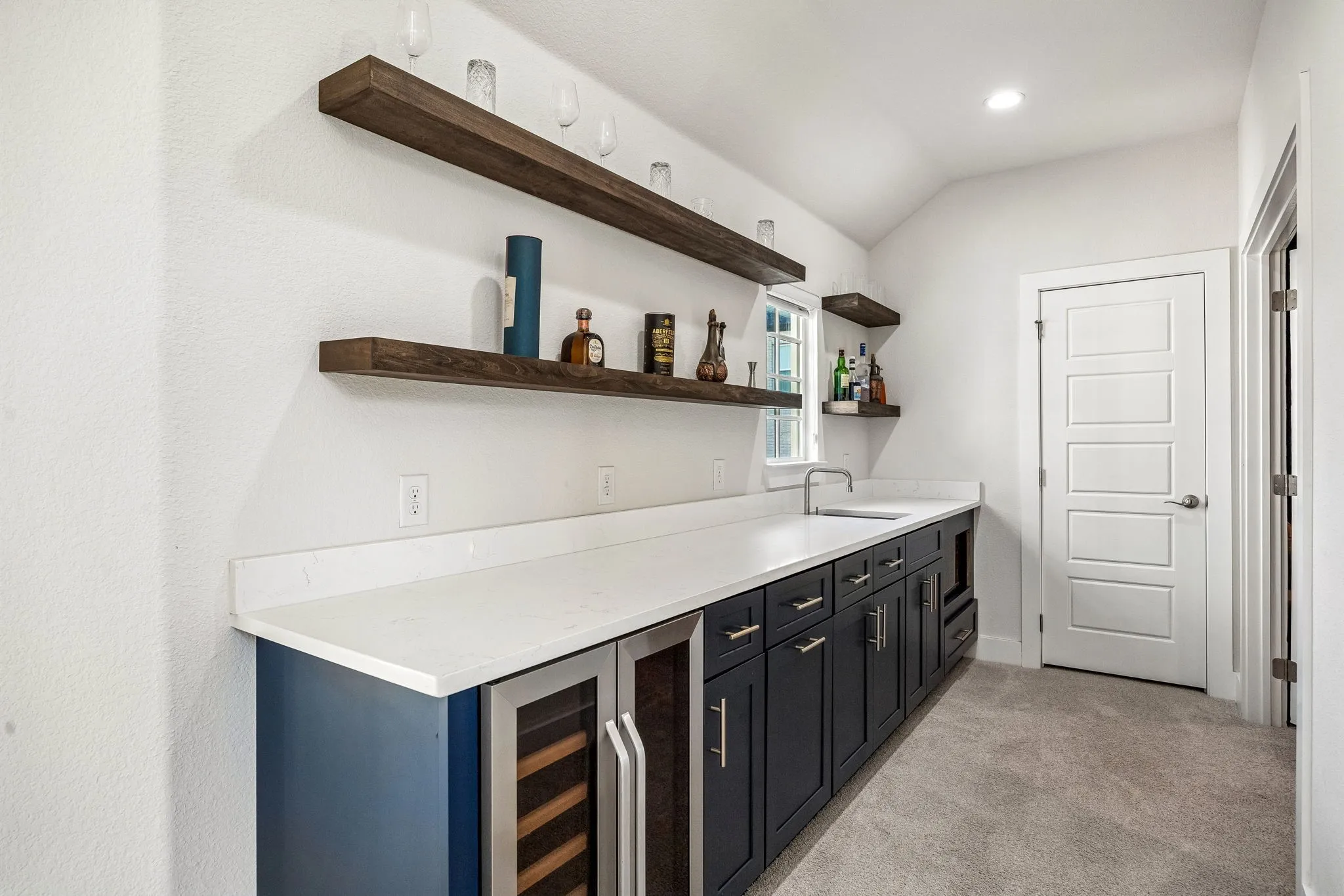 Single Family Residence For Sale in Tarrant County , 804 Jamestown Lane, Southlake, Texas 76092, 6 Bedroom, 7 Bathroom, 3 Garage spaces, 5,963 Sqft, built in 2022, mls#21307162, Real Estate Agent in Southlake, Homes For Sale in Tarrant county, Homes For Sale in Southlake, Realtor in Southlake Texas, Real Estate Brokerage Independent Realty Texas, Luminita Cordes Realtor