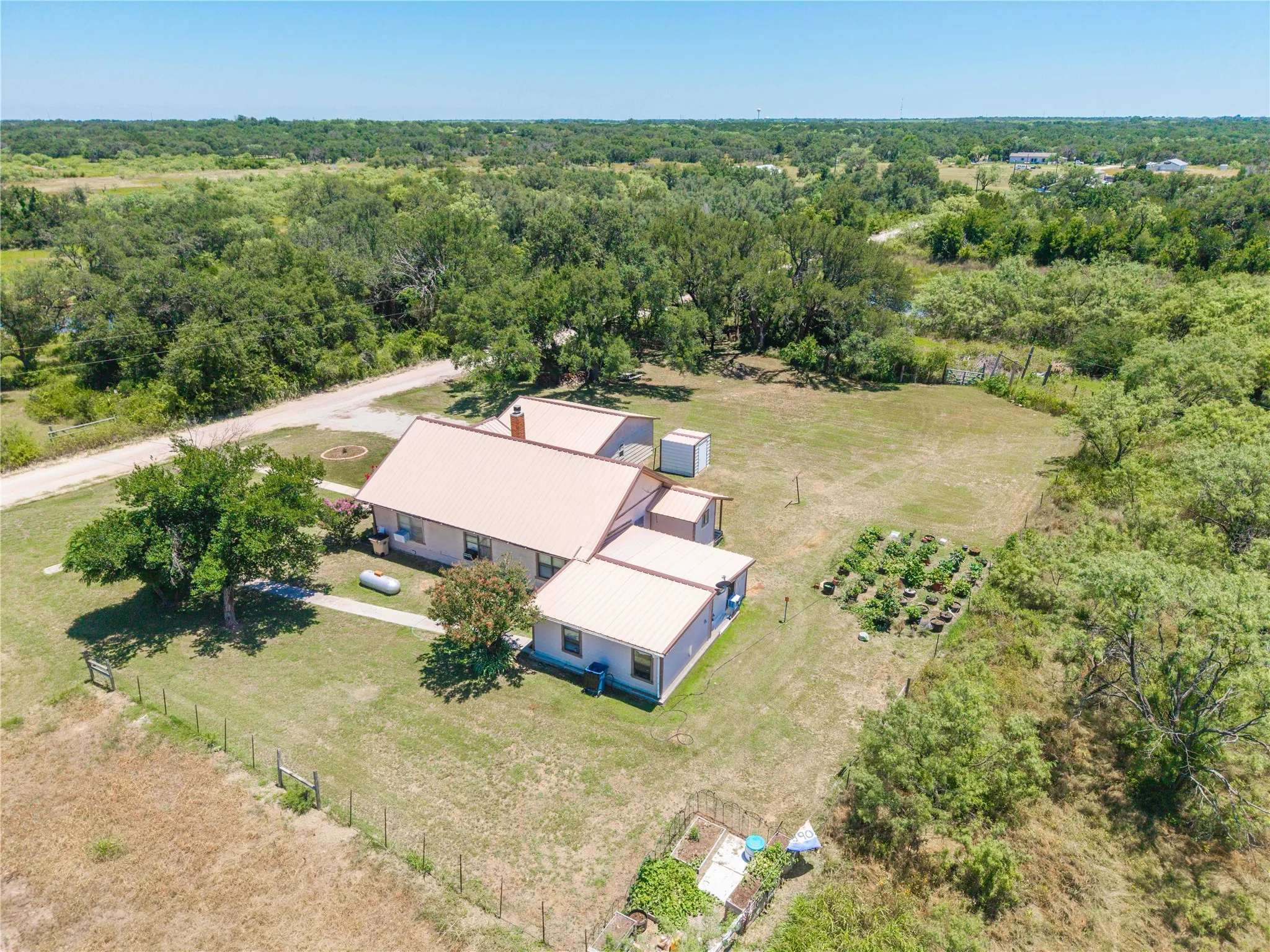 Single Family Residence For Sale in Brown County , 3800 County Road 112, Brownwood, Texas 76801, 4 Bedroom, 1 Bathroom, 2 Garage spaces, 1,916 Sqft, built in 0, mls#21307401, Real Estate Agent in Brownwood, Homes For Sale in Brown county, Homes For Sale in Brownwood, Realtor in Brownwood Texas, Real Estate Brokerage Independent Realty Texas, Luminita Cordes Realtor