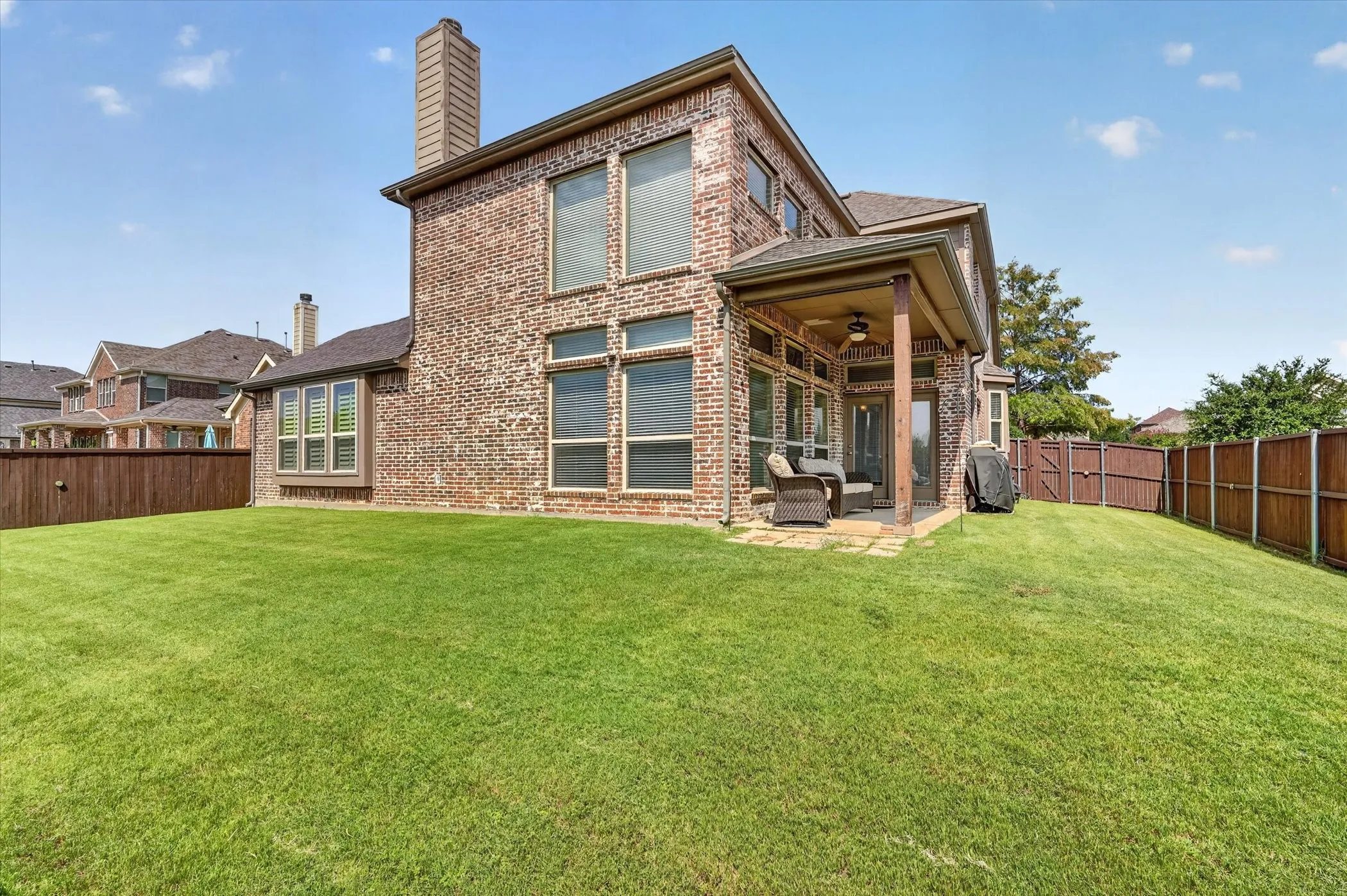 Single Family Residence For Sale in Collin County , 13923 Alden Lane, Frisco, Texas 75035, 4 Bedroom, 4 Bathroom, 3 Garage spaces, 3,627 Sqft, built in 2011, mls#21296208, Real Estate Agent in Frisco, Homes For Sale in Collin county, Homes For Sale in Frisco, Realtor in Frisco Texas, Real Estate Brokerage Independent Realty Texas, Luminita Cordes Realtor