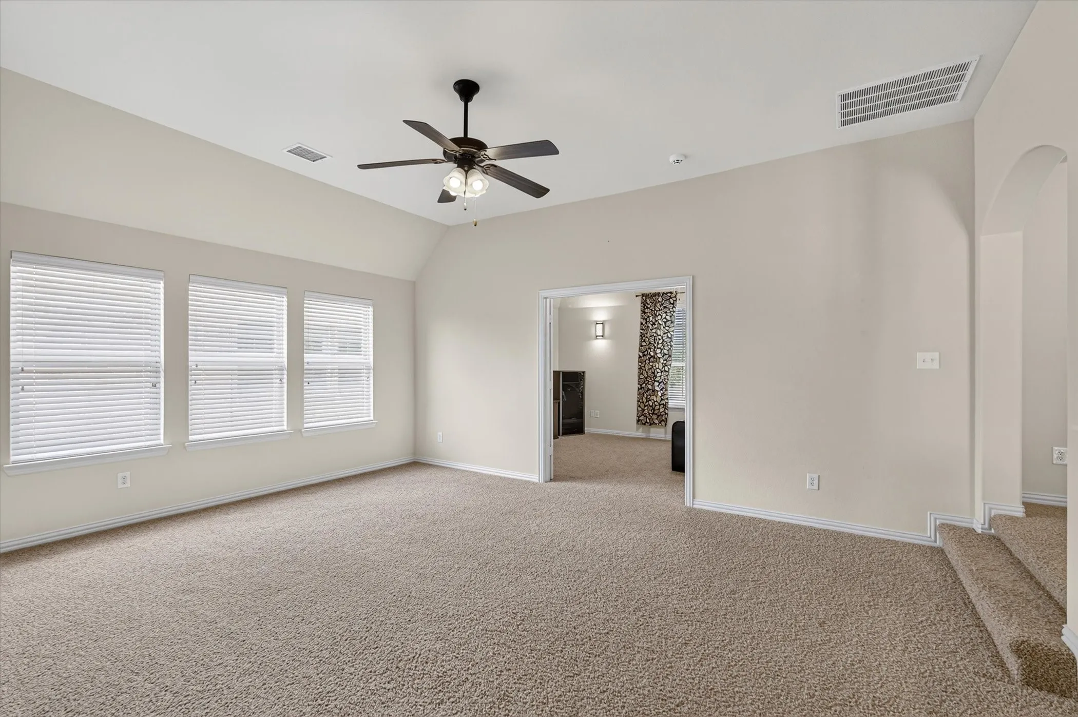 Single Family Residence For Sale in Collin County , 13923 Alden Lane, Frisco, Texas 75035, 4 Bedroom, 4 Bathroom, 3 Garage spaces, 3,627 Sqft, built in 2011, mls#21296208, Real Estate Agent in Frisco, Homes For Sale in Collin county, Homes For Sale in Frisco, Realtor in Frisco Texas, Real Estate Brokerage Independent Realty Texas, Luminita Cordes Realtor